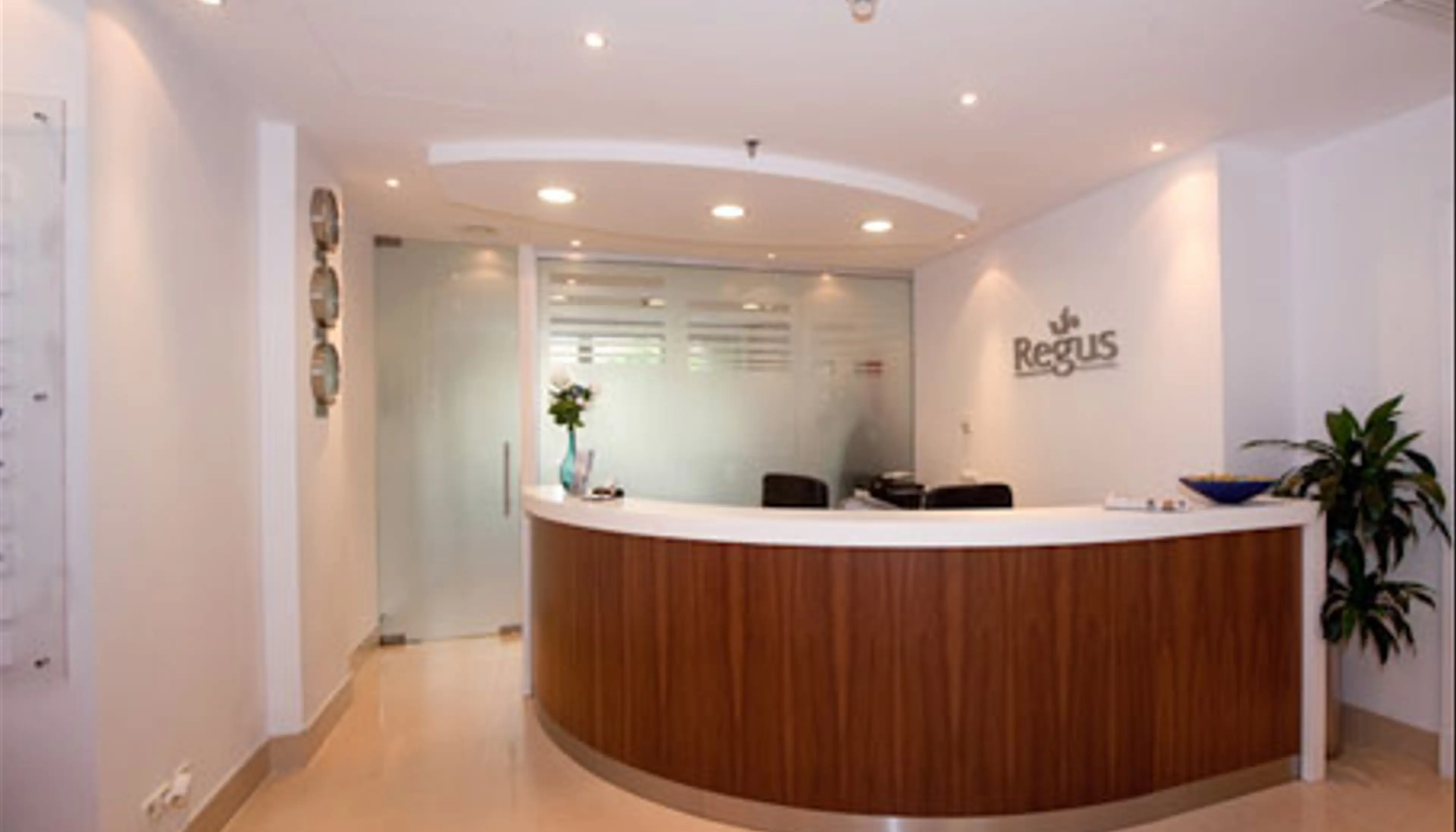 Sheraton Plaza - Biura Serwisowane, Prusa 2, Warsaw, Centrum