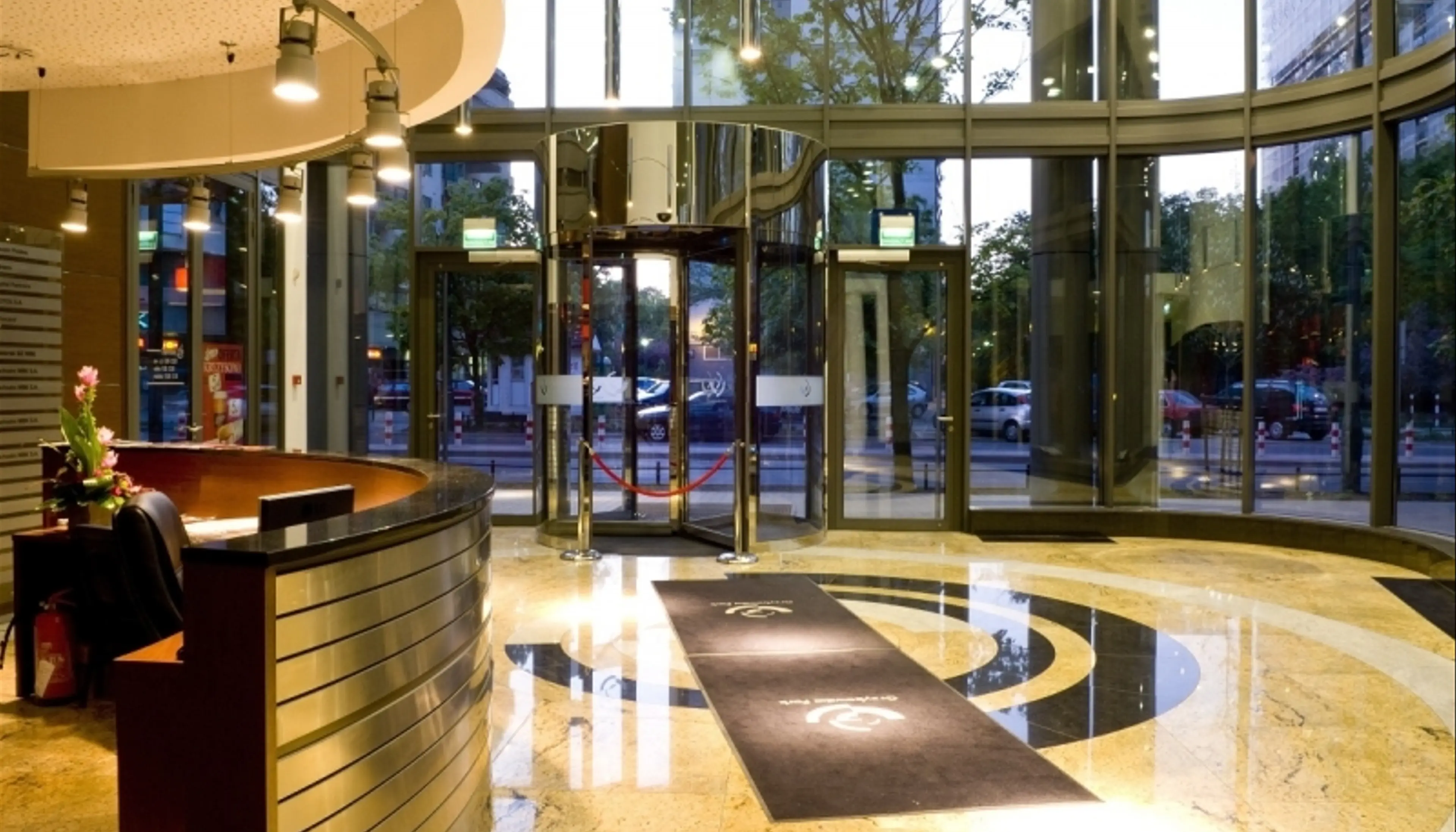 Grzybowska Park, Grzybowska 5A, Warszawa, Centrum
