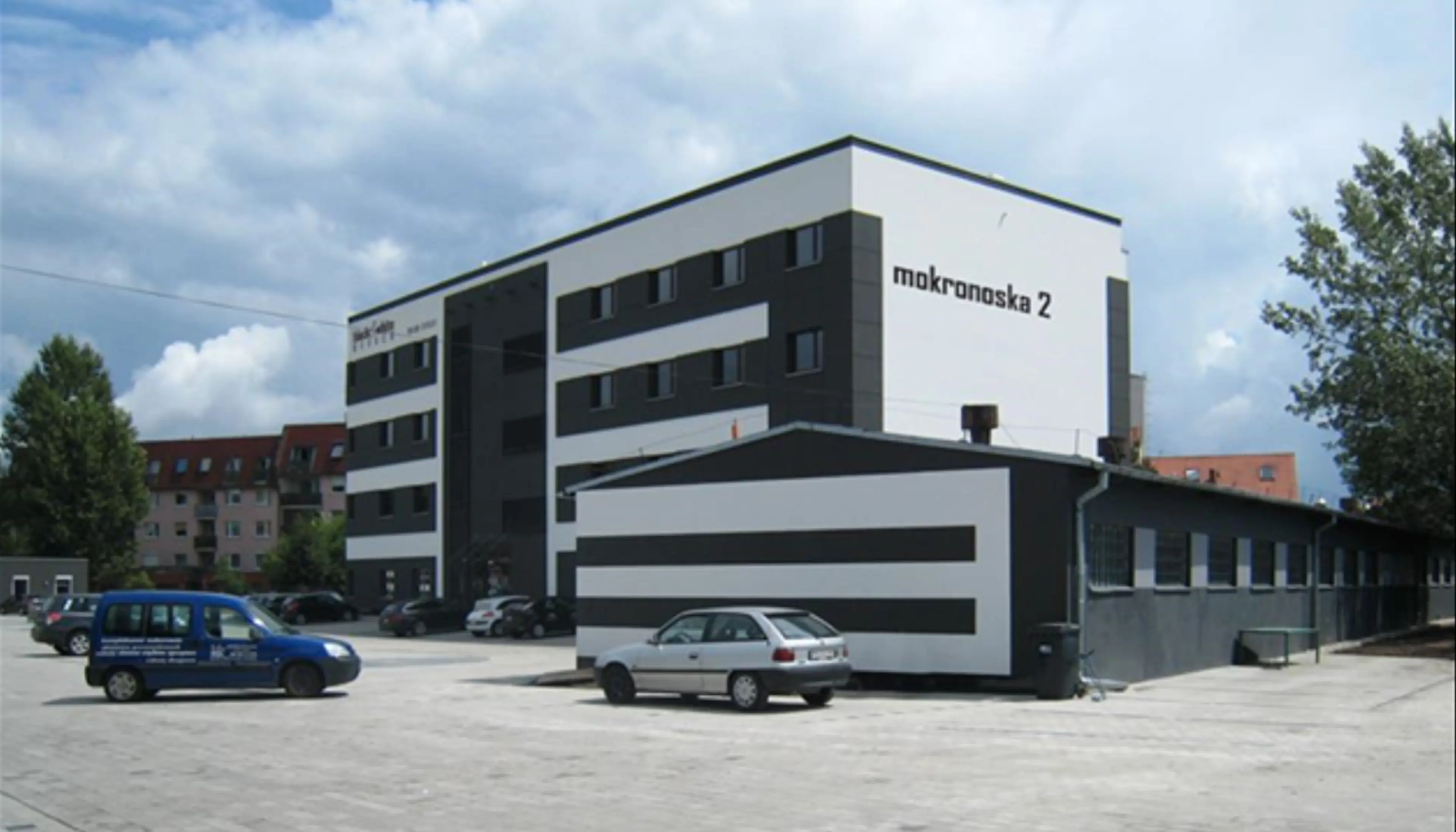 Black&White, Mokronoska 2, Wrocław, Fabryczna