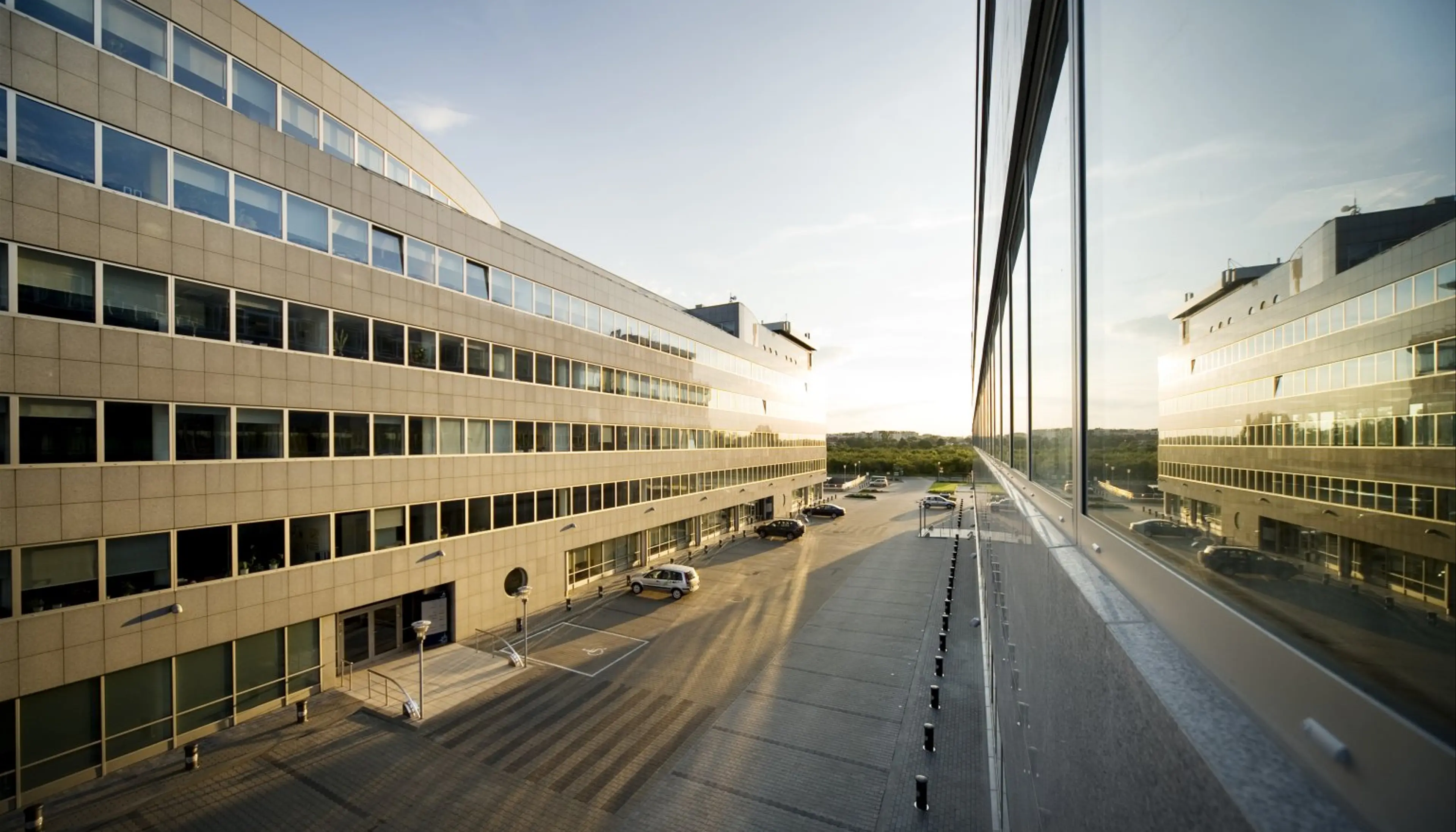 Batory Office Building II, Al. Jerozolimskie 212, Warszawa, Ochota i Włochy