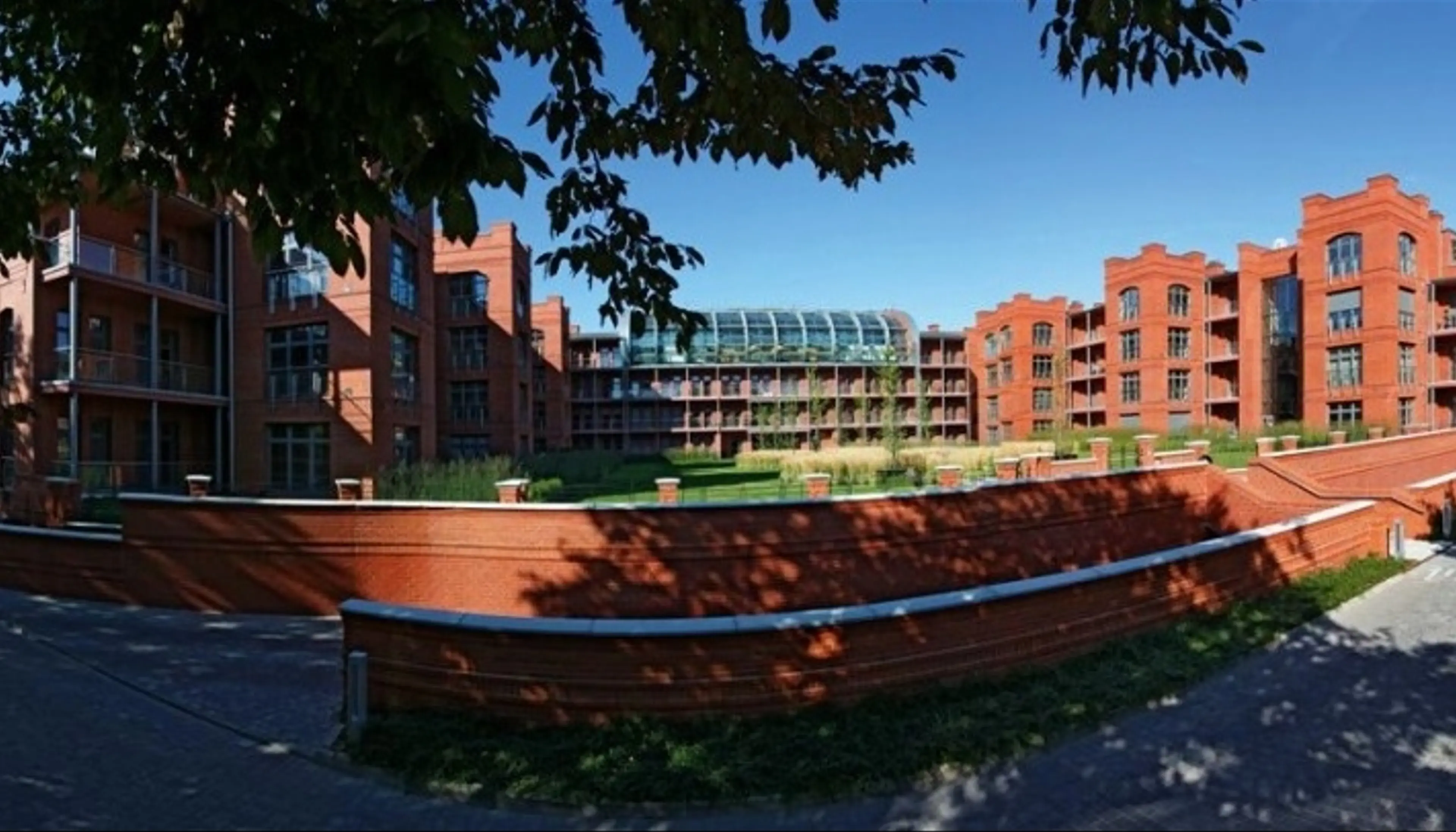 City Park, Ułańska 1, Poznań, Grunwald