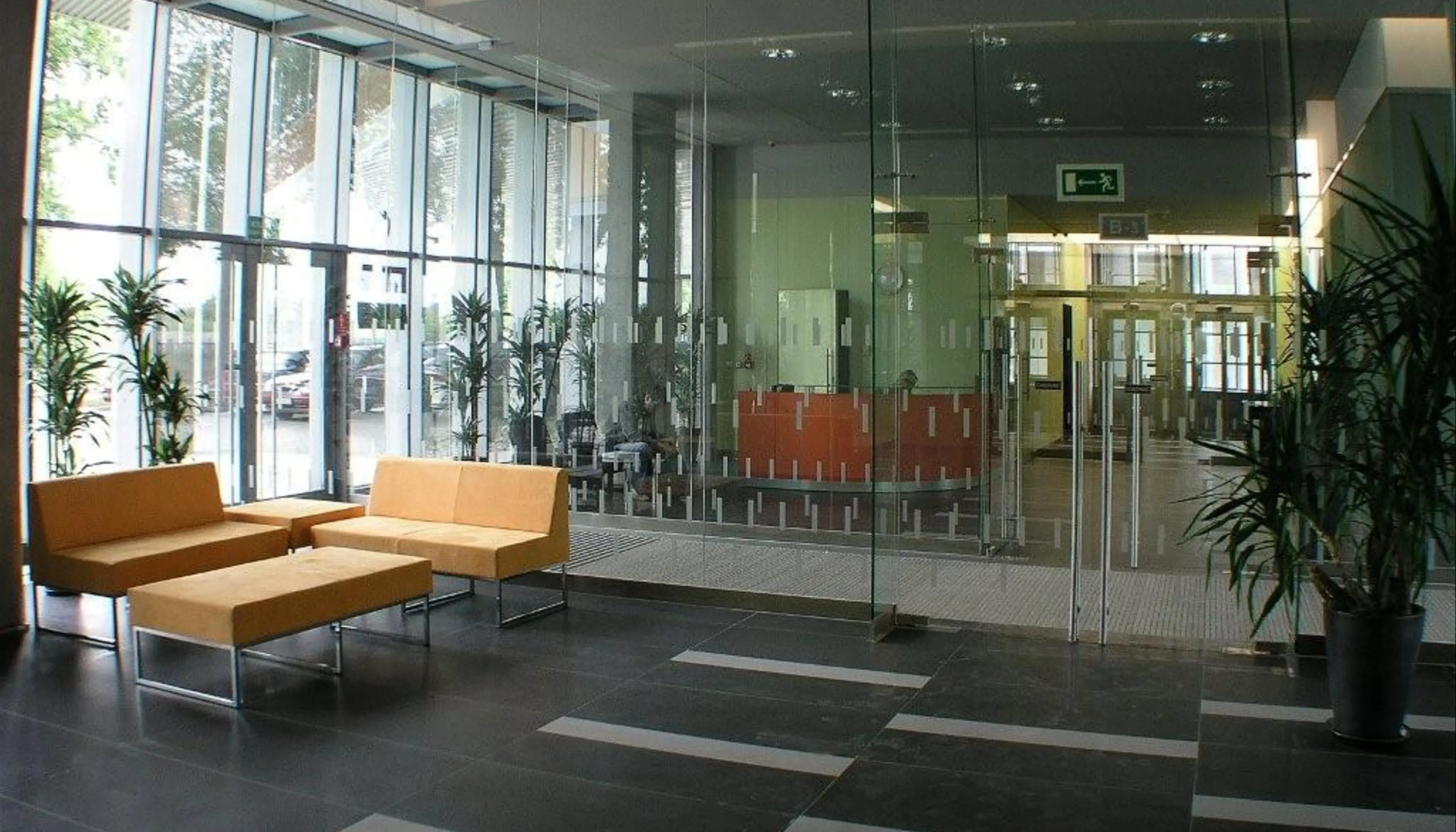 Cybernetyki 19 B, Cybernetyki 19 B, Warszawa, Mokotów