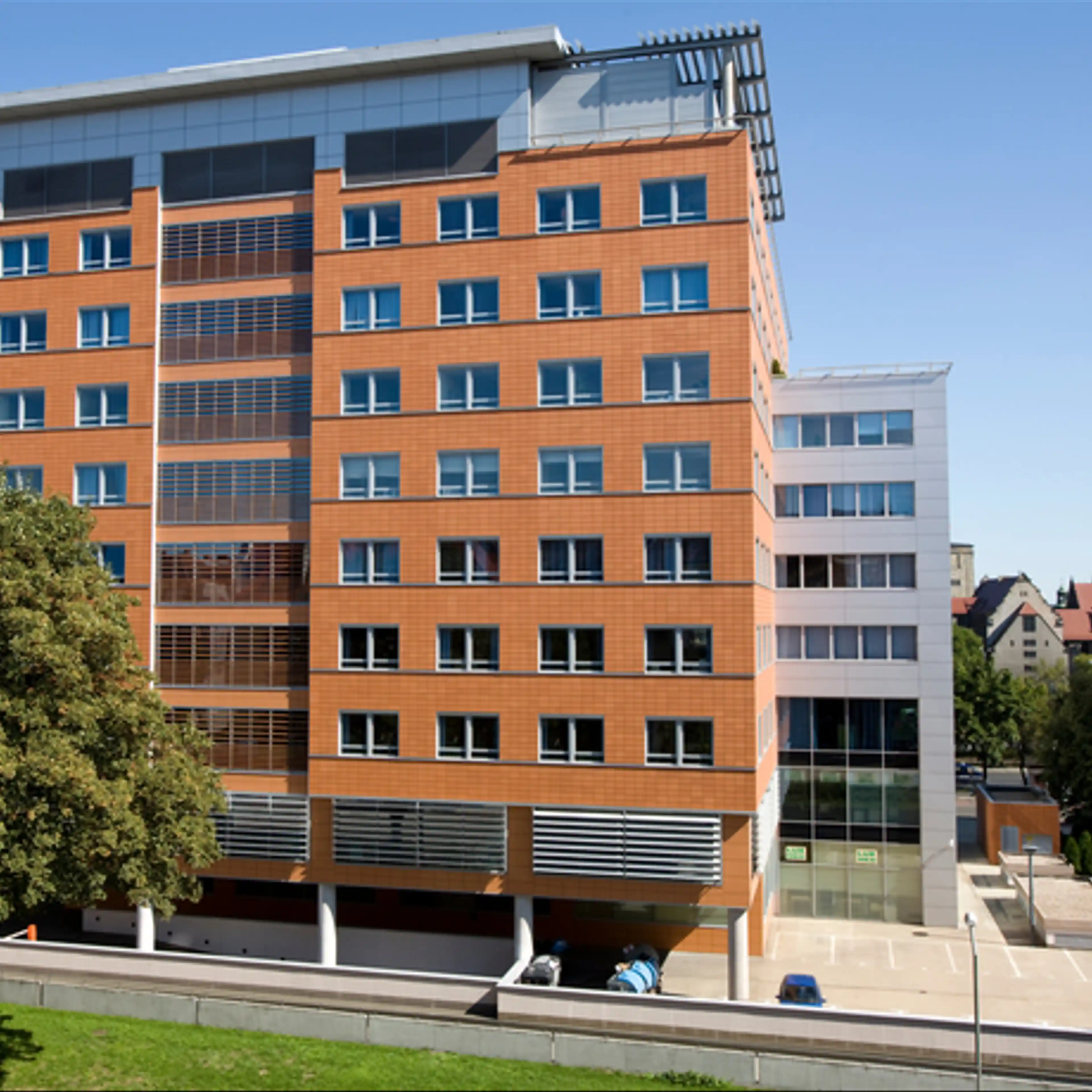 Globis Poznań, Roosvelta 18, Poznan, Jeżyce