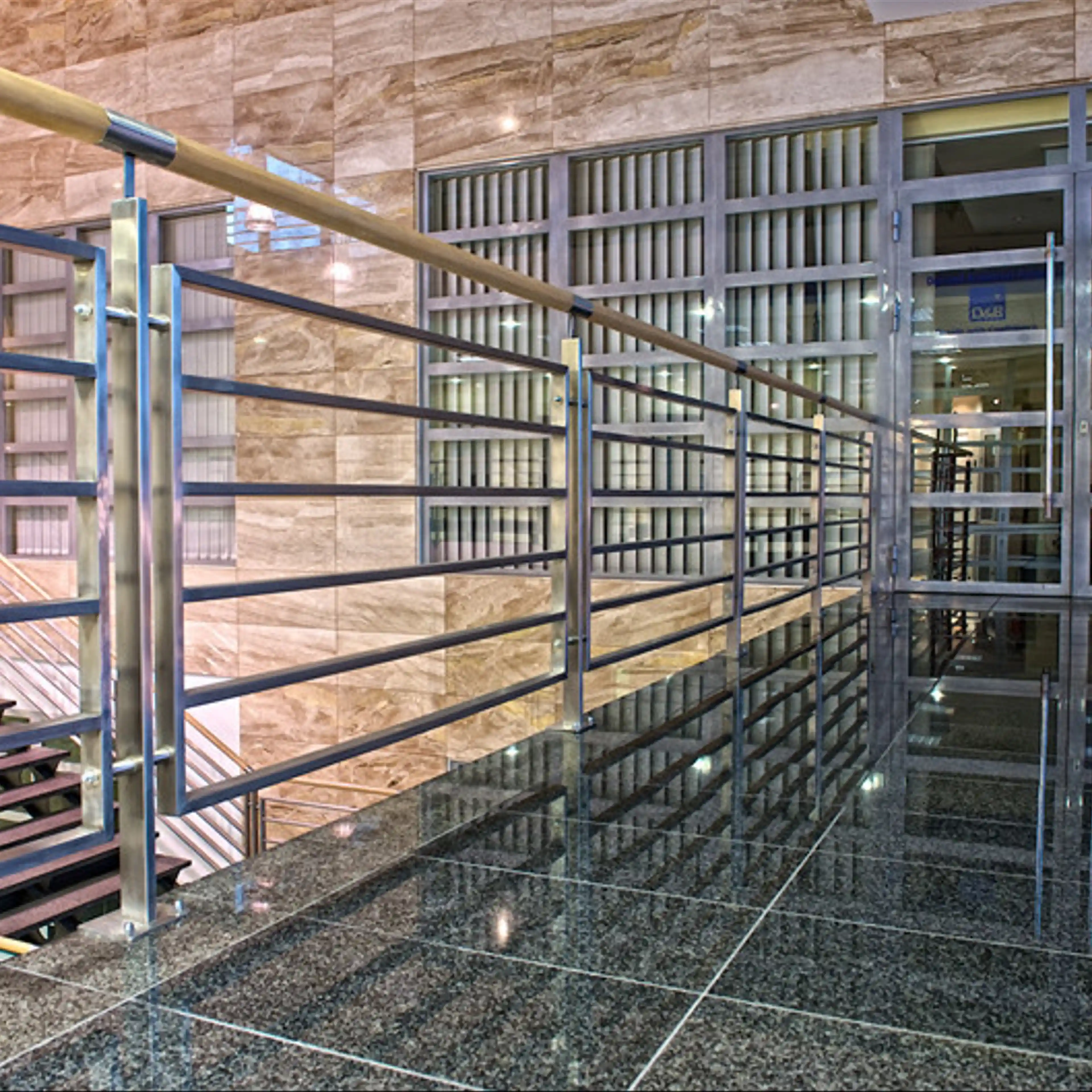 Comet / Kolmet, Jana Olbrachta 94, Warszawa, Wola