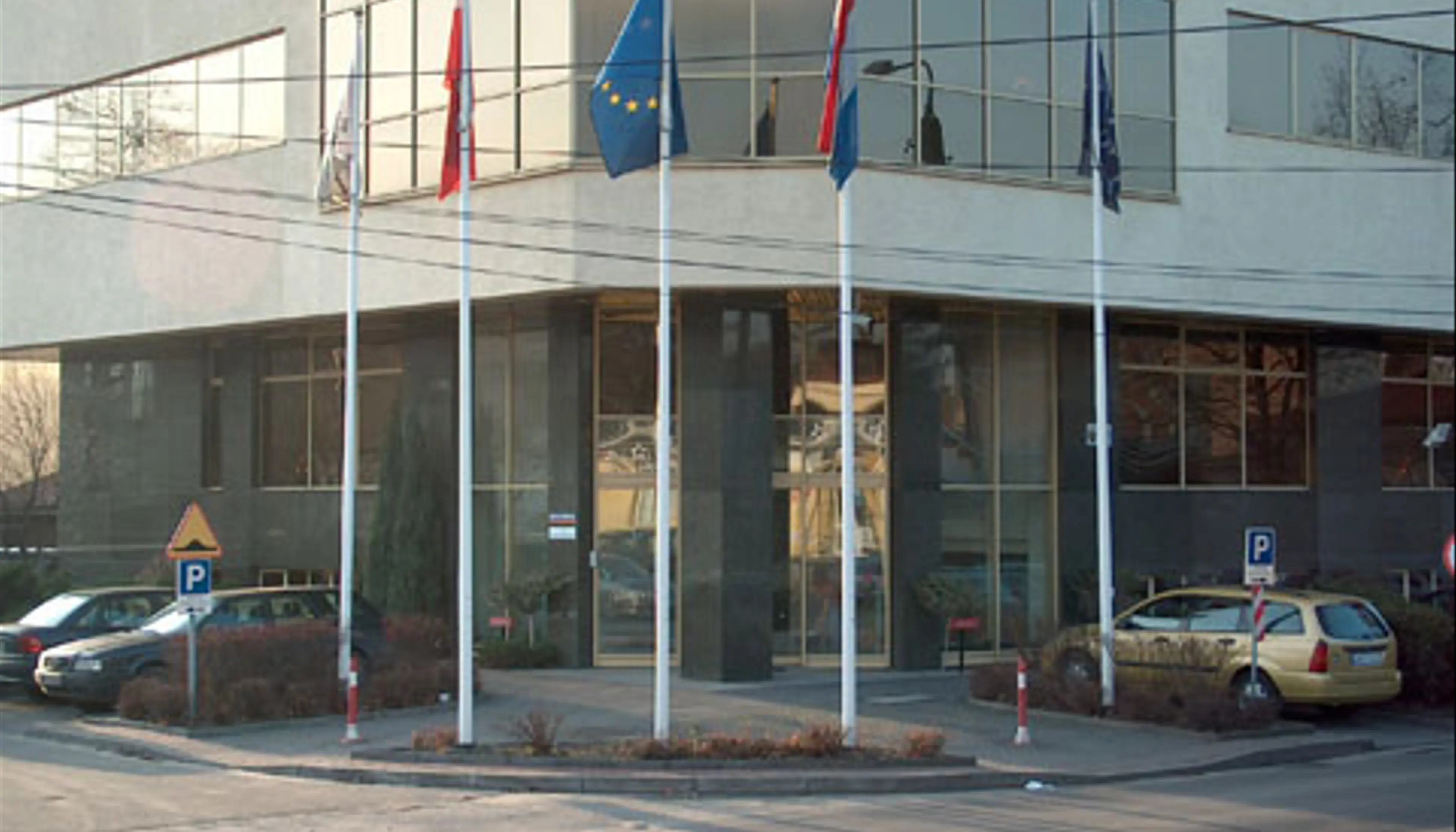 Murmańska 25/Jordanowska 12, Murmańska 25, Warsaw, Praga
