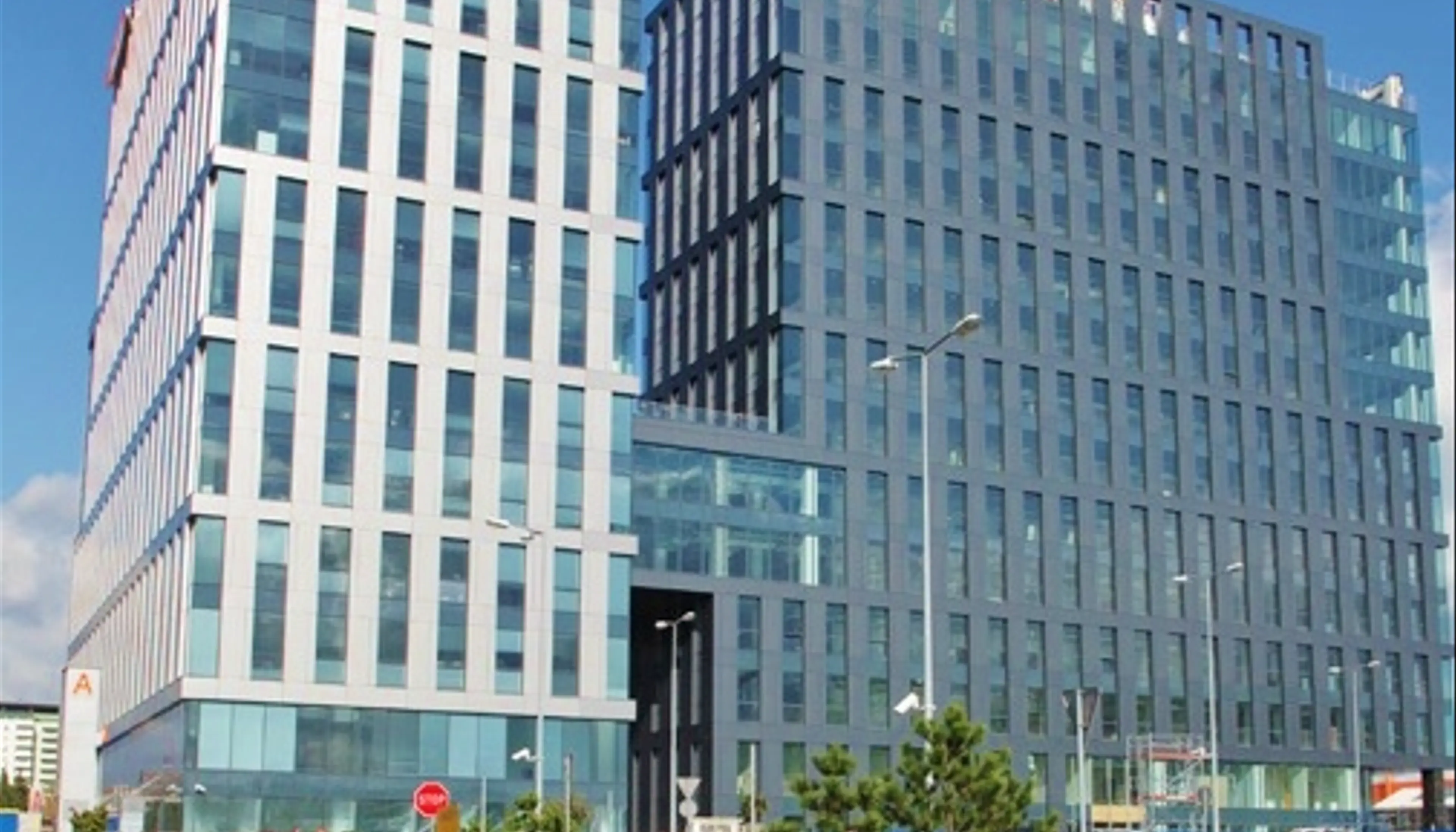 Quattro Business Park B, Bora Komorowskiego 25B, Kraków, Północny Wschód