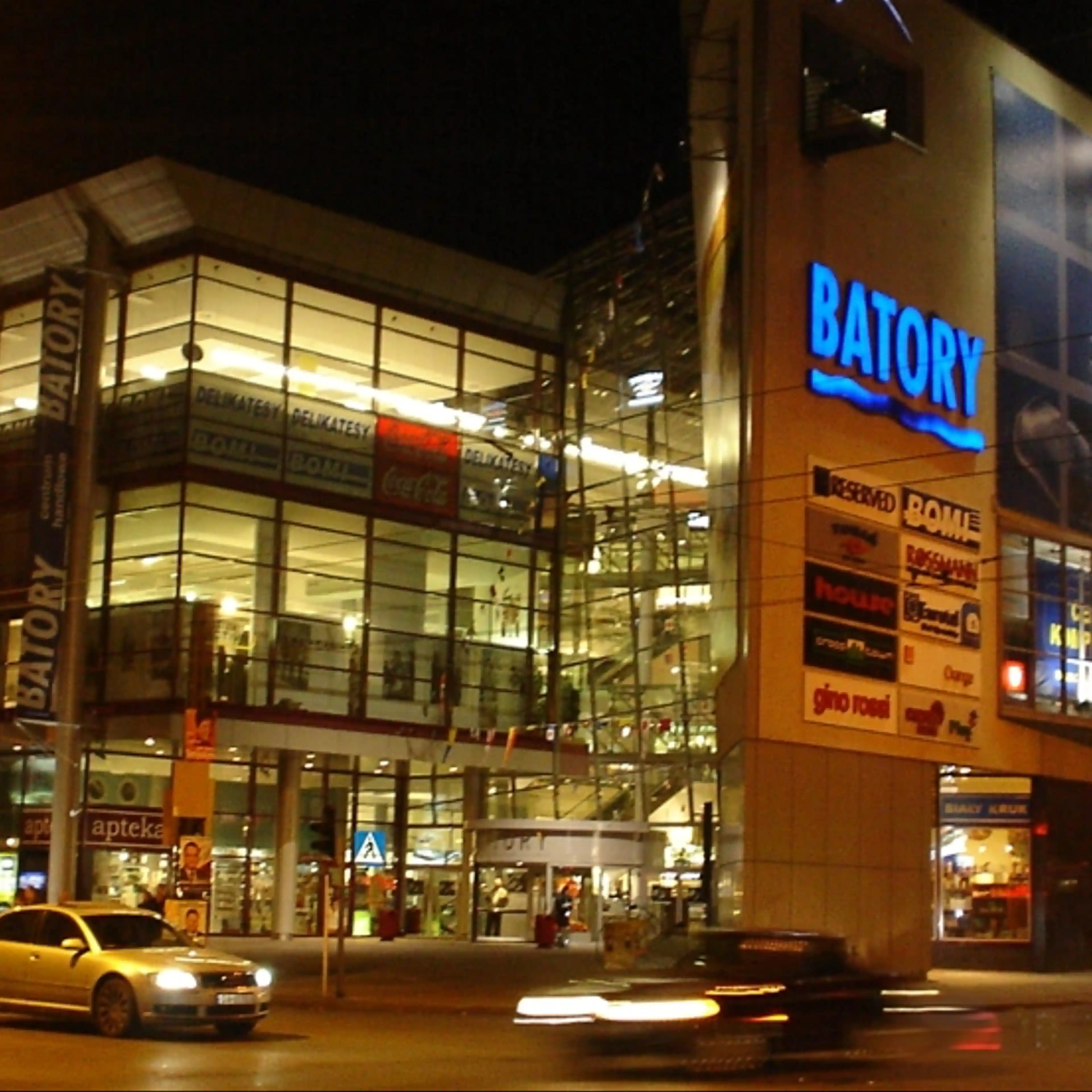 Centrum Handlowe Batory, 10 Lutego 11, Gdynia, Śródmieście