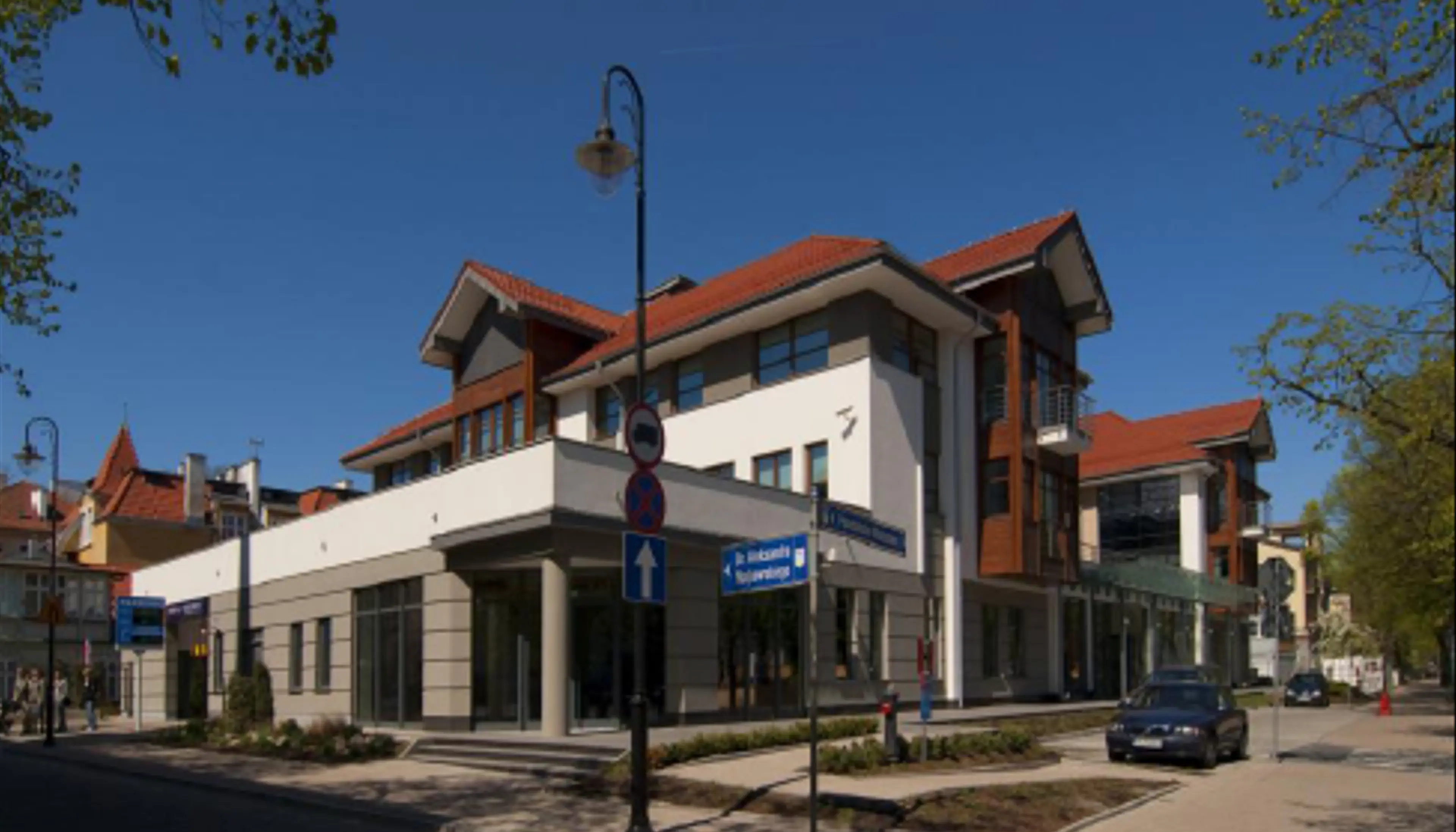 Biurowiec NDI, Powstańców Warszawy 19, Sopot, Sopot Dolny