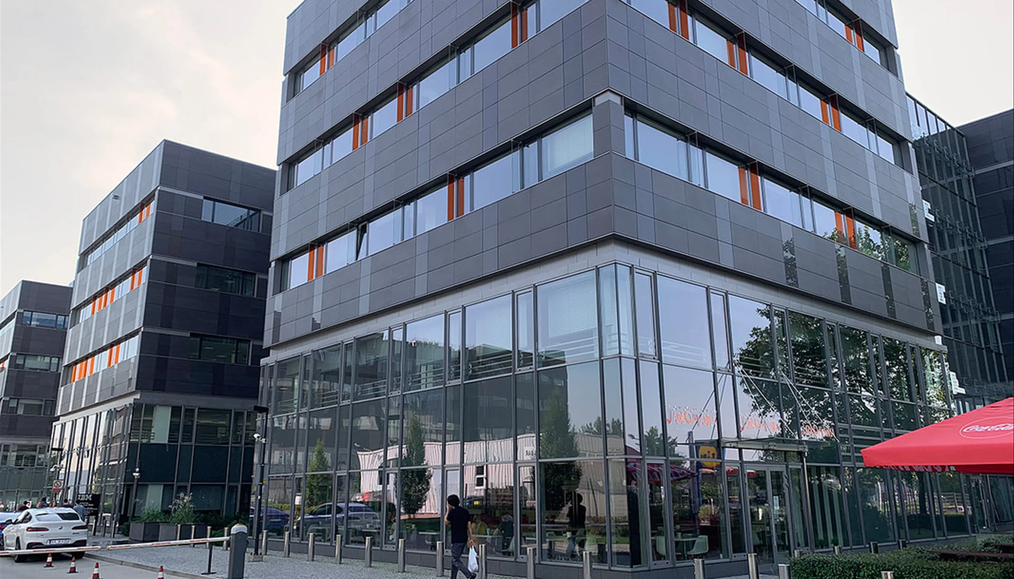 BASE3 II / Wojdyła Business Park II, Muchoborska 8, Wrocław, Fabryczna