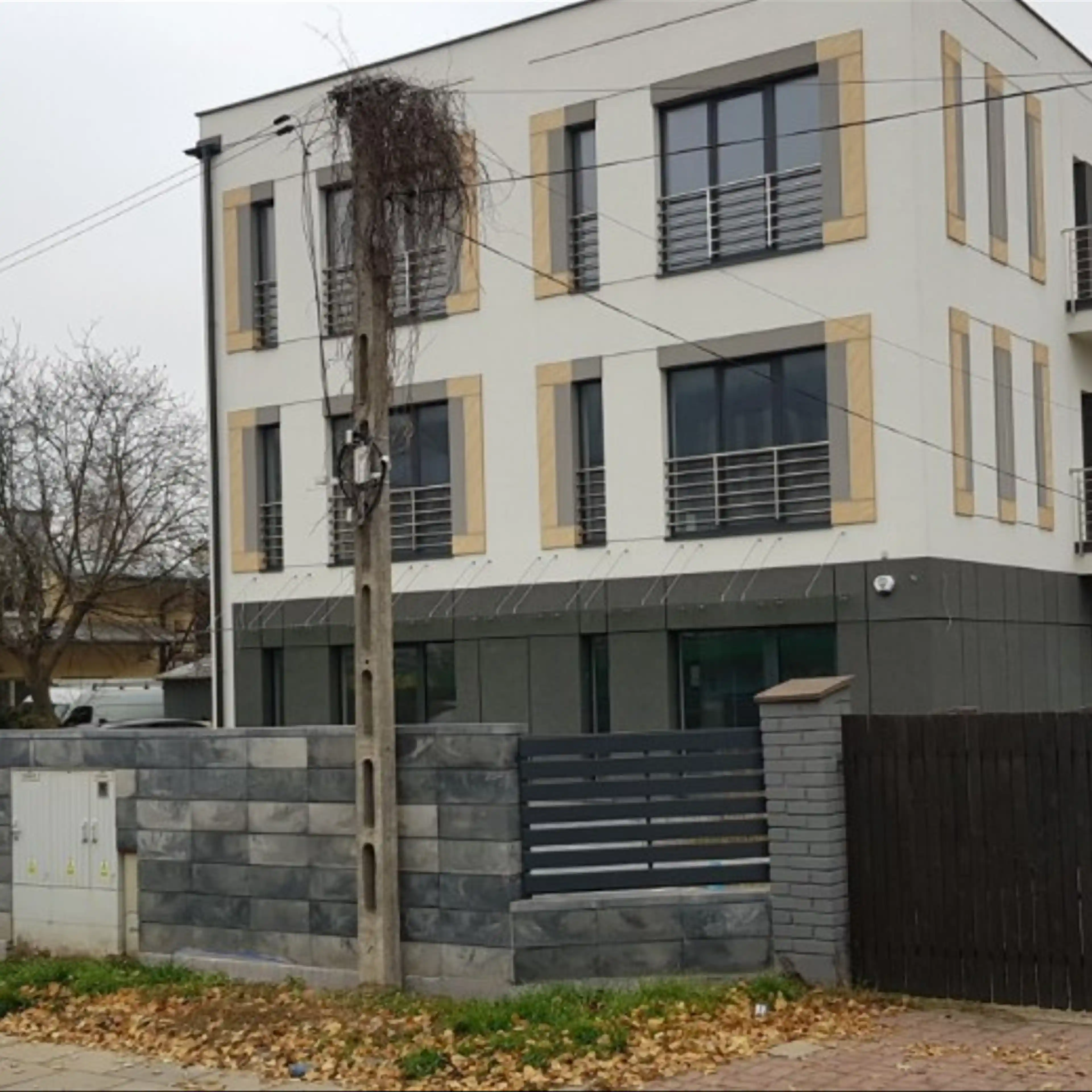 Łopuszańska 94A, Łopuszańska 94A, Warszawa, Ochota i Włochy