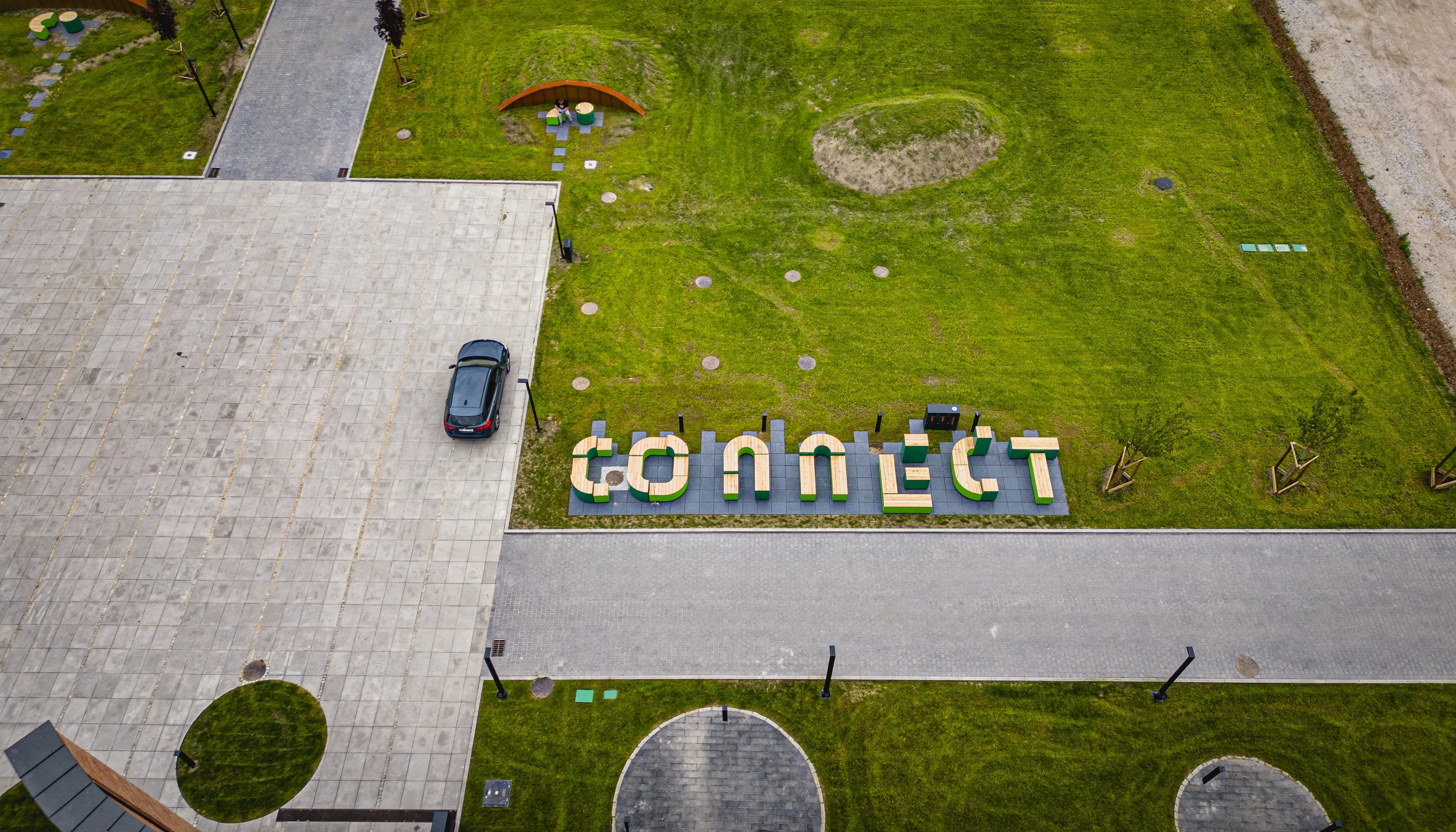 Re_Connect, Tymienieckiego 22G, Łódź, Widzew