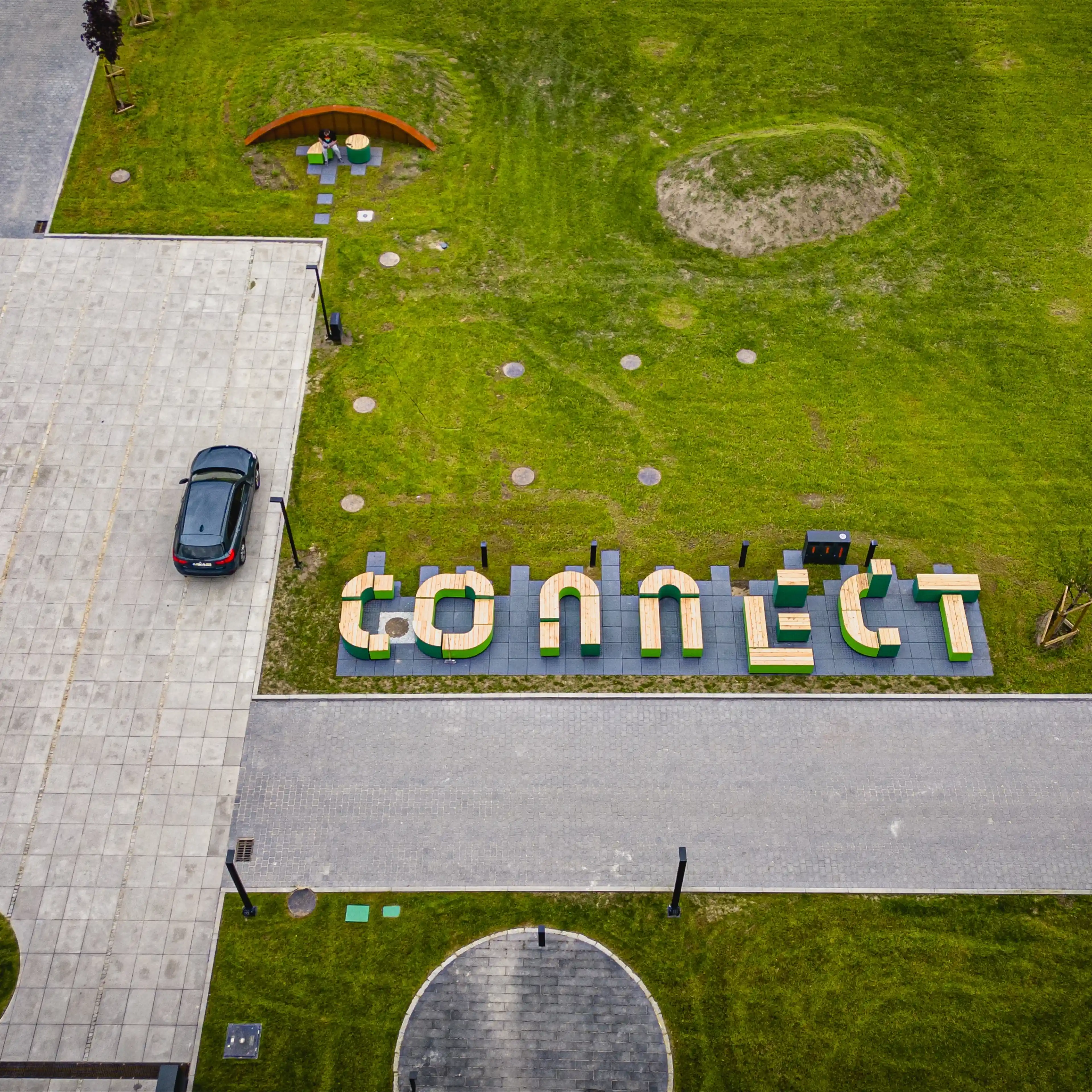 Re_Connect, Tymienieckiego 22G, Łódź, Widzew