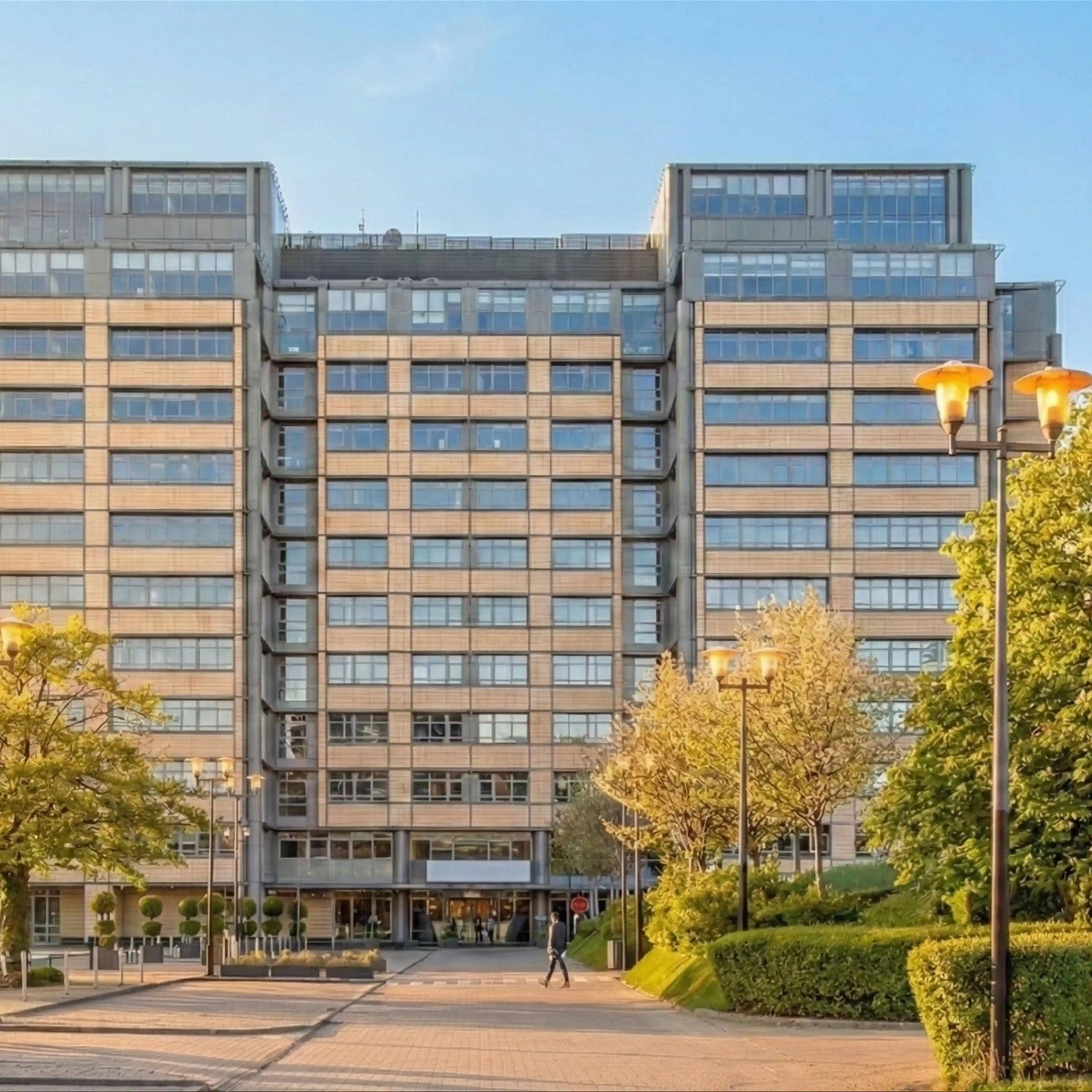 Taurus, Kurtyki 4, Warszawa, Mokotów