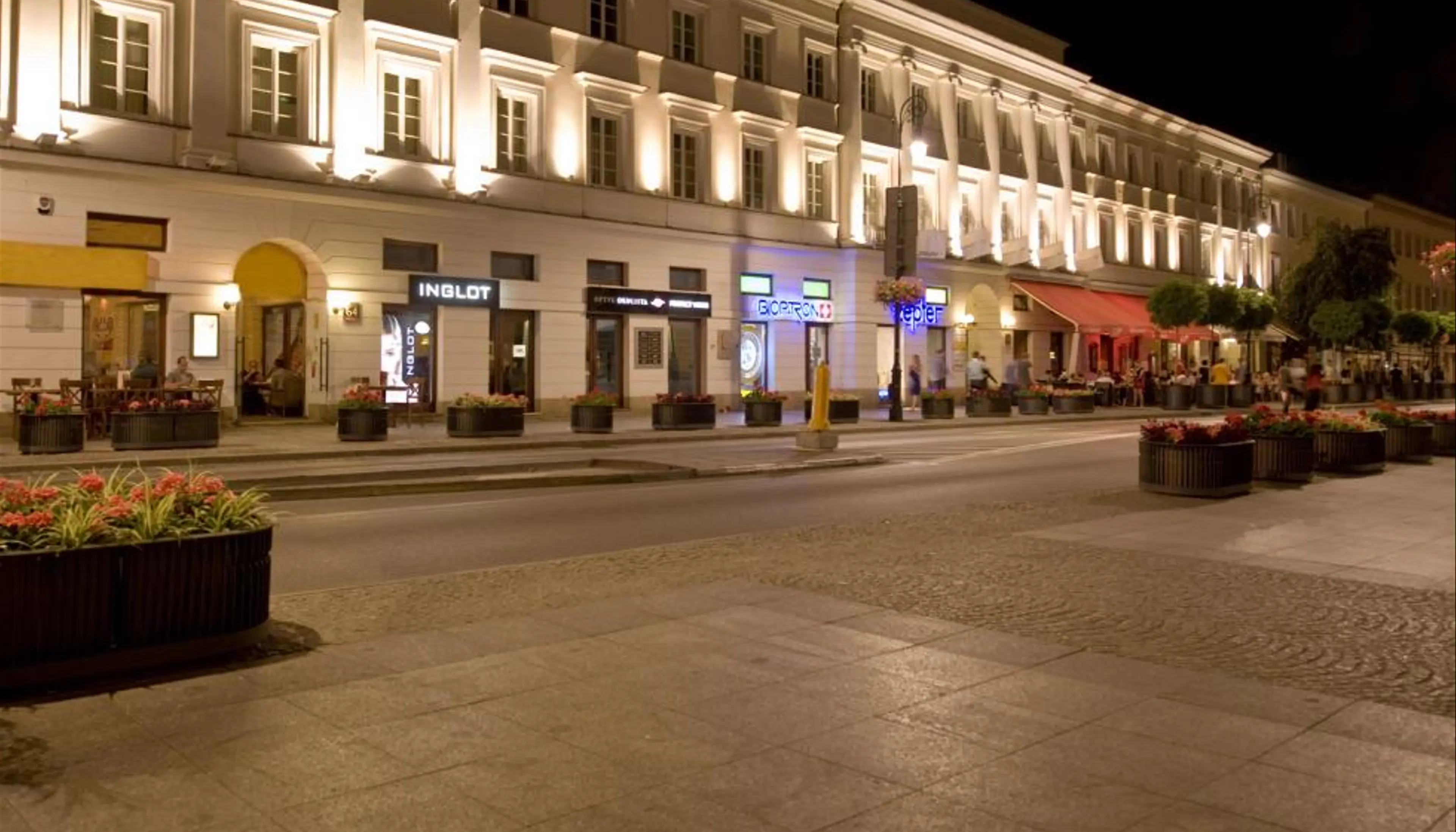 Nowy Świat 64, Nowy Świat 64, Warsaw, Centrum