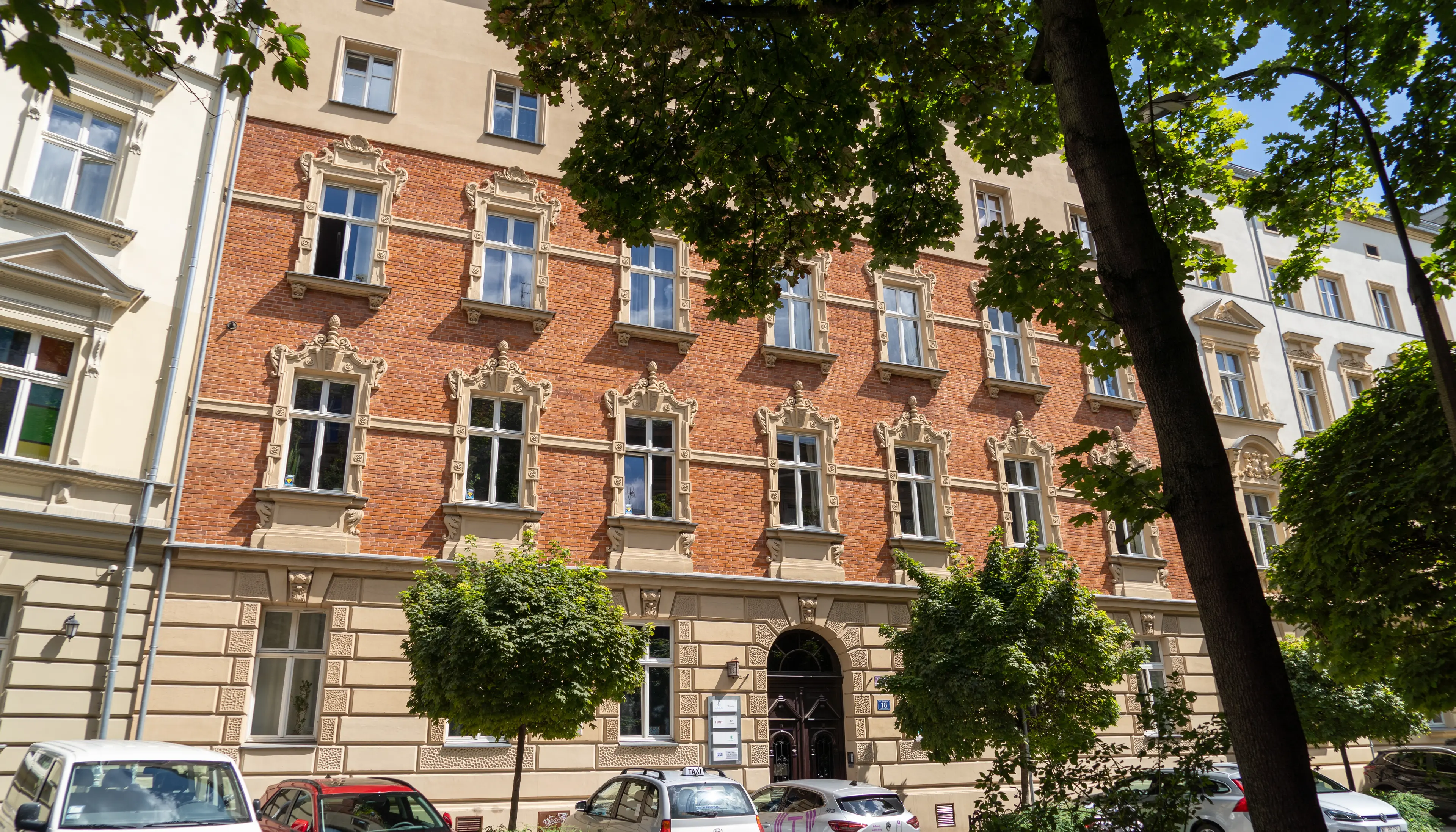 Sarego 18 - Biura serwisowane, Sarego 18, Kraków, Śródmieście