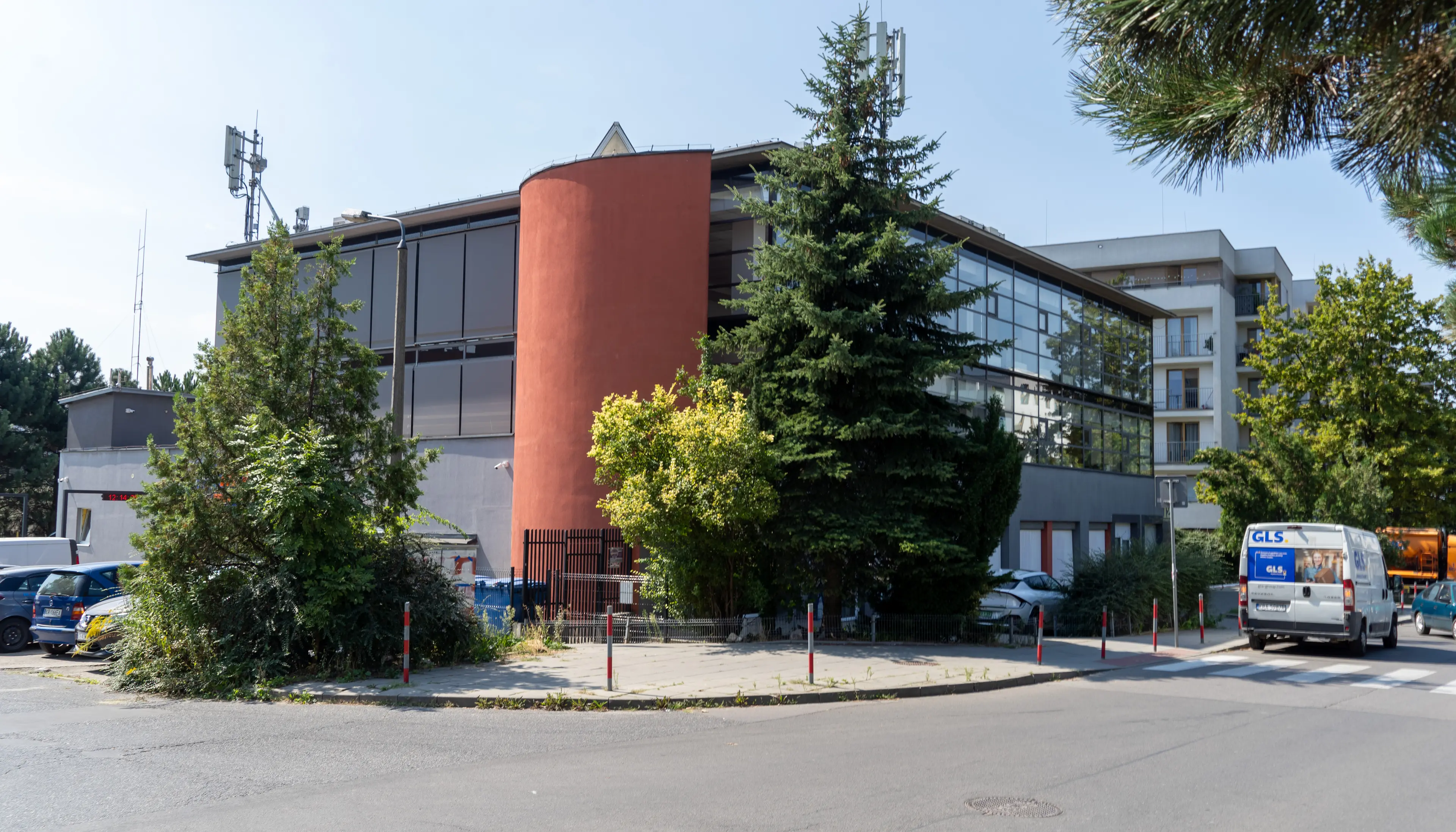 Kniaźnina 12, Kniażnina 12, Kraków, Północny Wschód