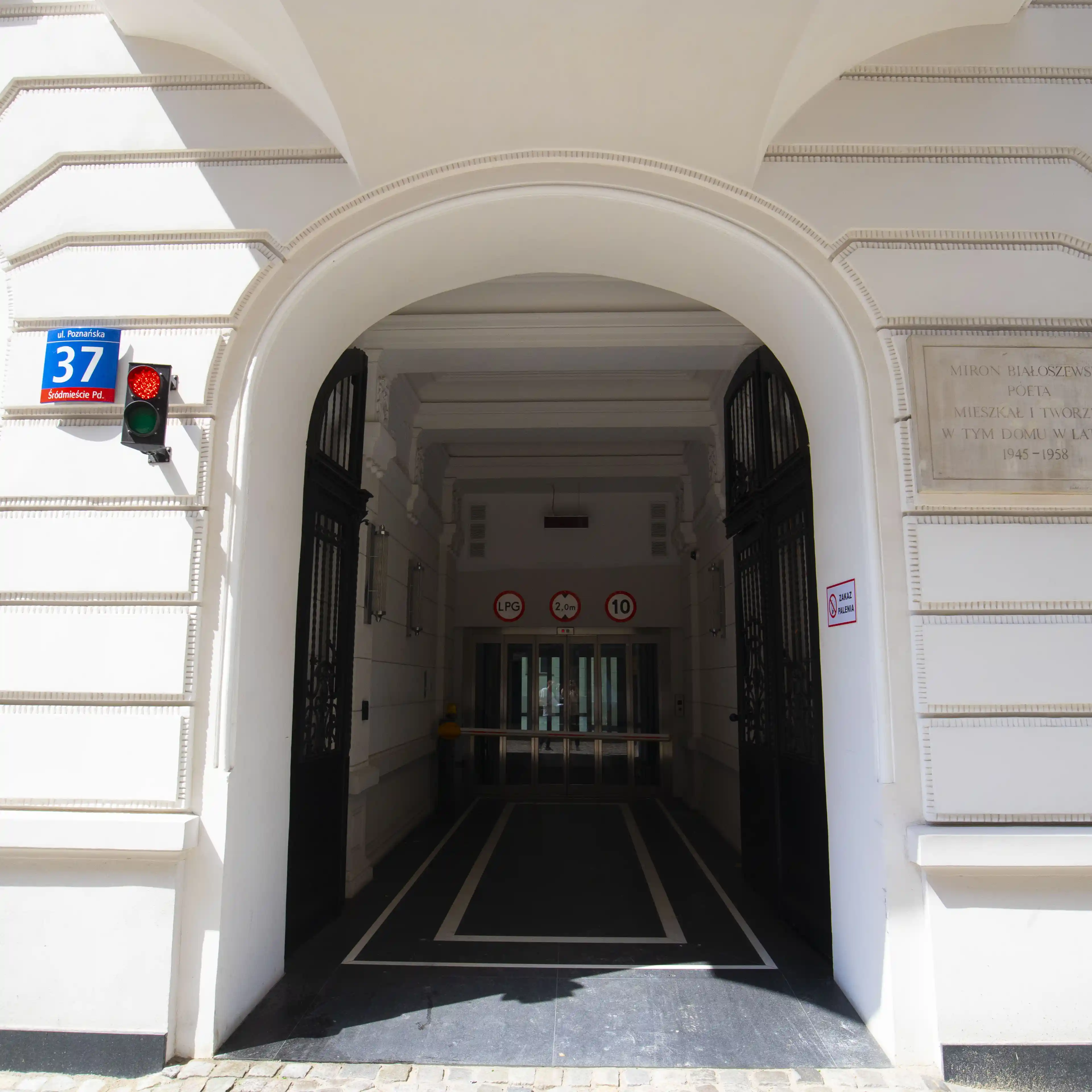 Poznańska 37, Poznańska 37, Warszawa, Centrum