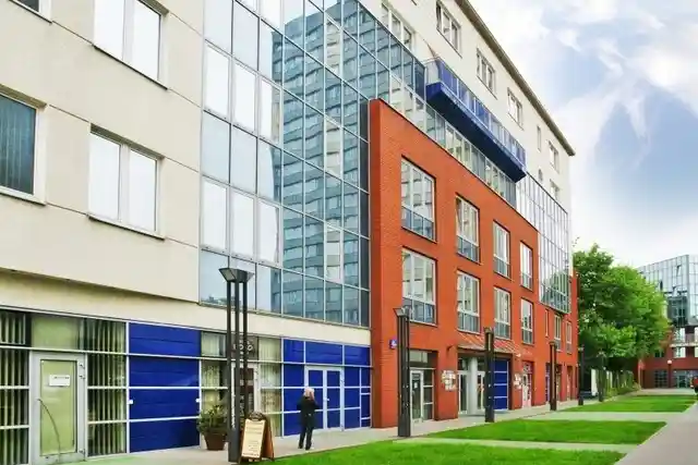 Wiśniowa 40B, Wiśniowa 40B, Warszawa, Mokotów