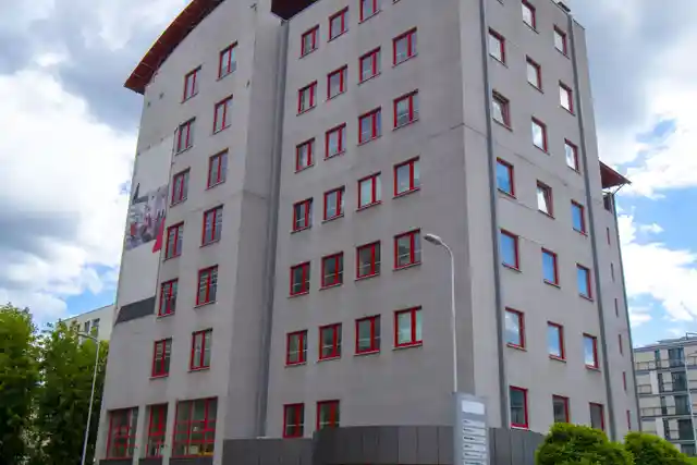Cybernetyki 7 B, Cybernetyki 7 B, Warszawa, Mokotów