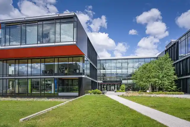 Wilanów Office Park - Biura Serwisowane, Branickiego 15, Warszawa, Wilanów