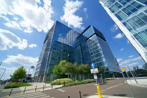 West Station I, Al. Jerozolimskie 142A, Warsaw, Ochota i Włochy