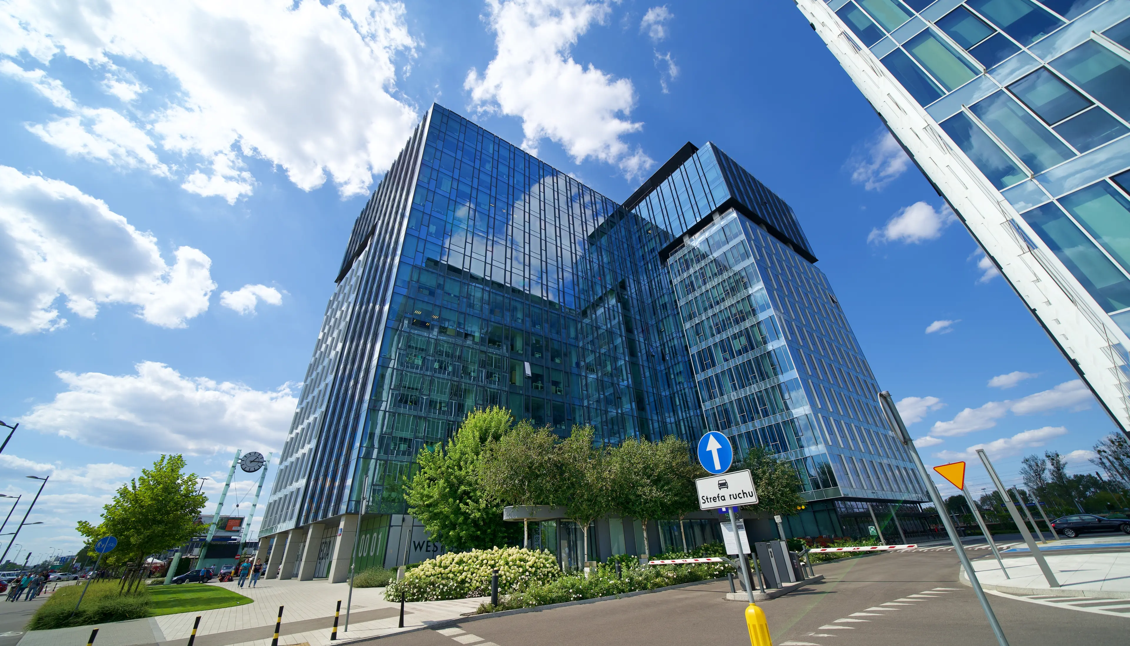 West Station I, Al. Jerozolimskie 142A, Warszawa, Ochota i Włochy