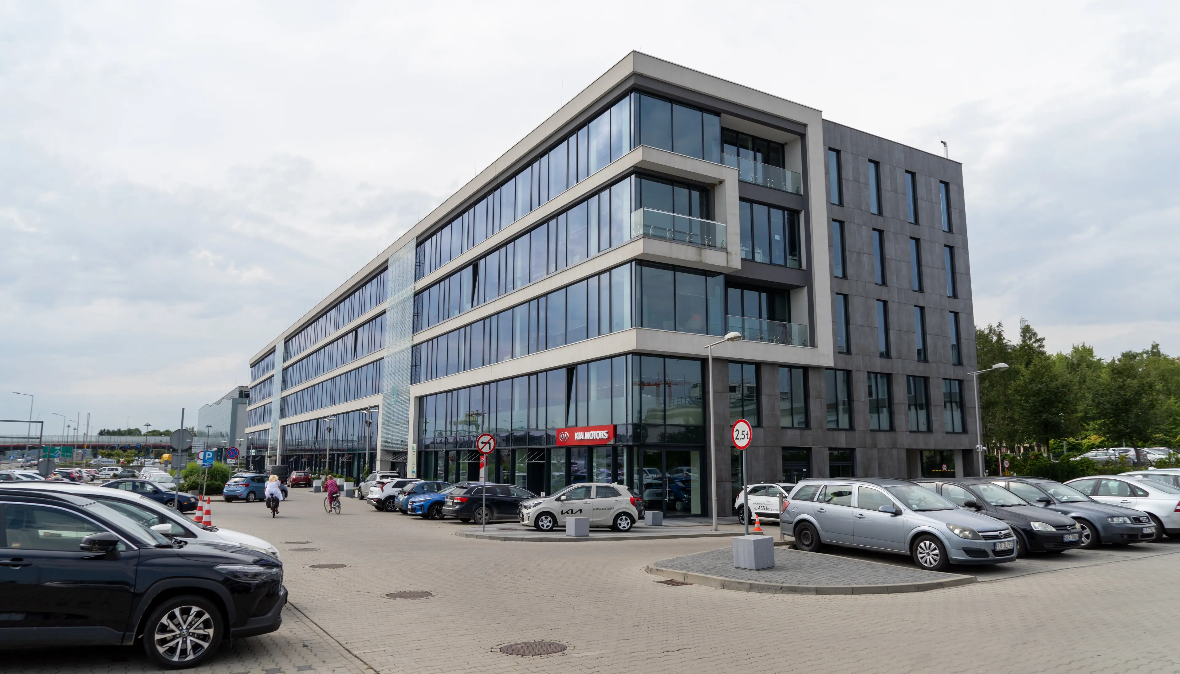 BBC - Bronowice Business Center, Jasnogórska 9, Krakow, Północny Zachód