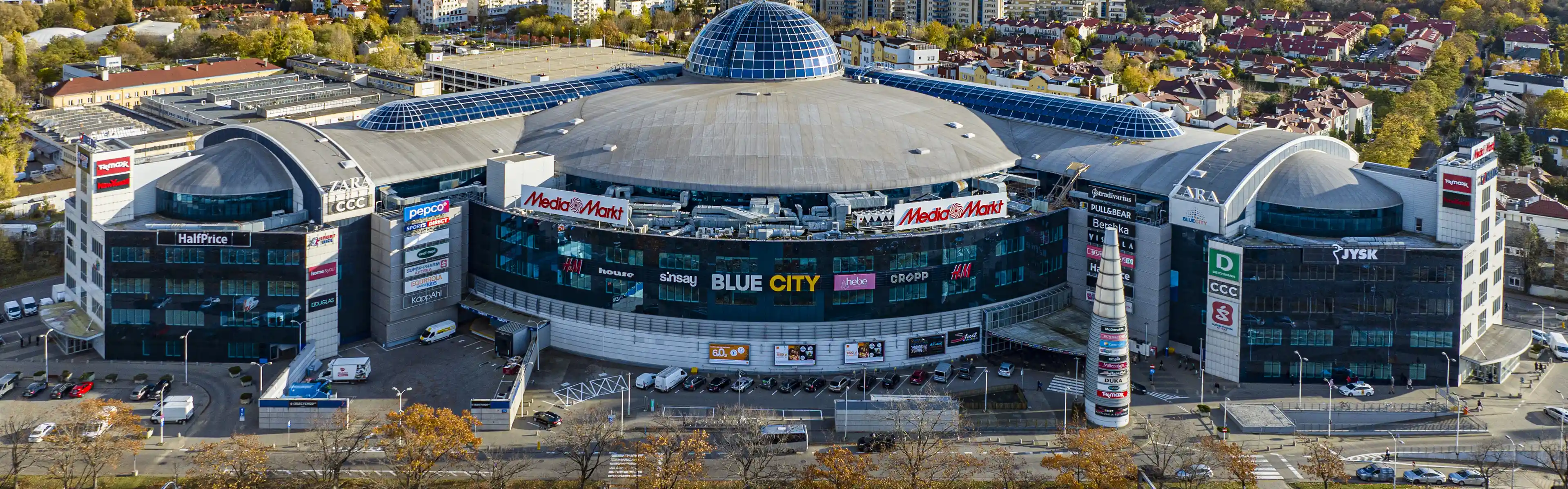 Powierzchnie biurowe przy warszawskim centrum handlowym Blue City