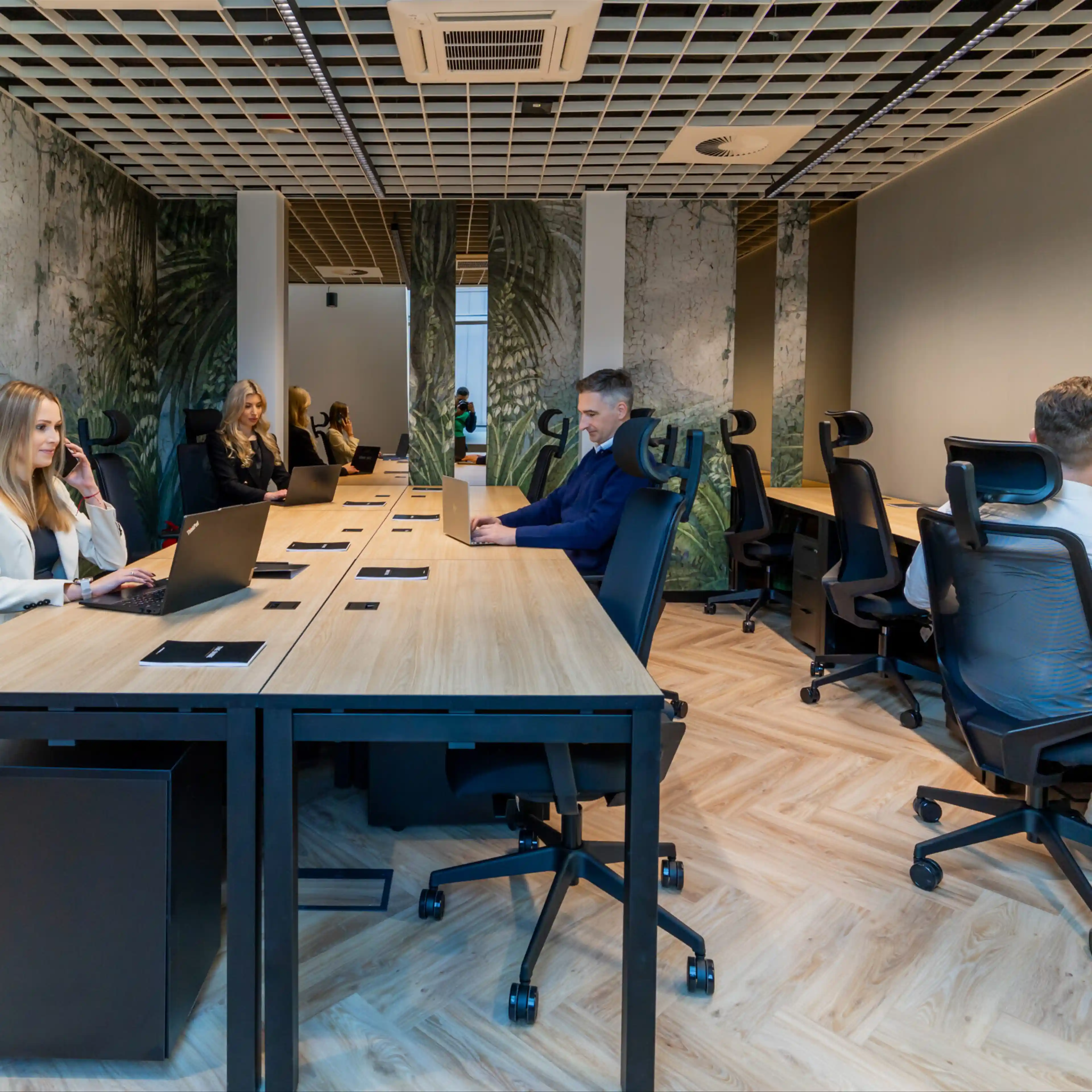 Poznańska 37 - Biura serwisowane, Poznańska 37, Warszawa, Centrum