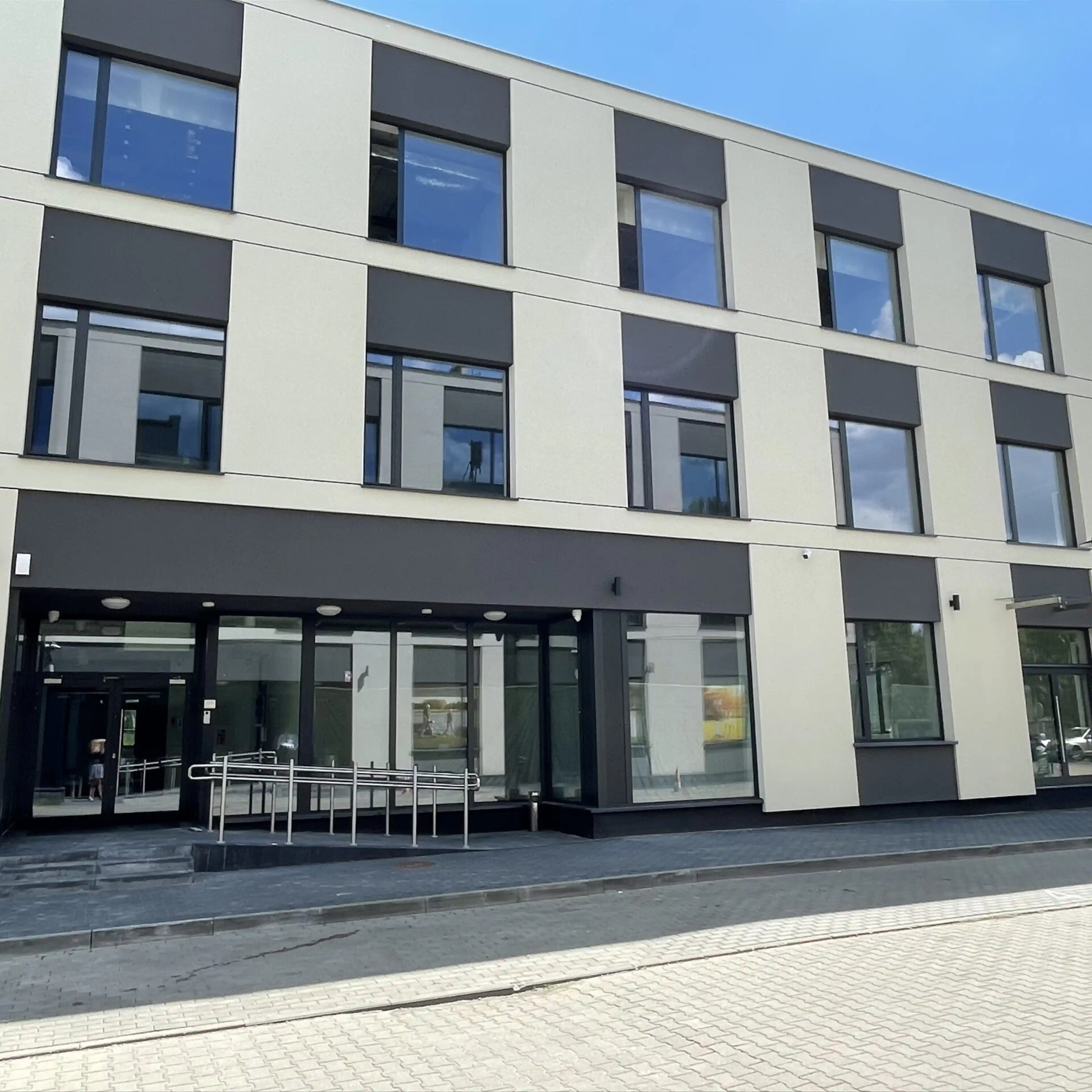 S-Bridge Office Park A2, Wał Miedzeszyński 606/608, Warsaw, Wawer