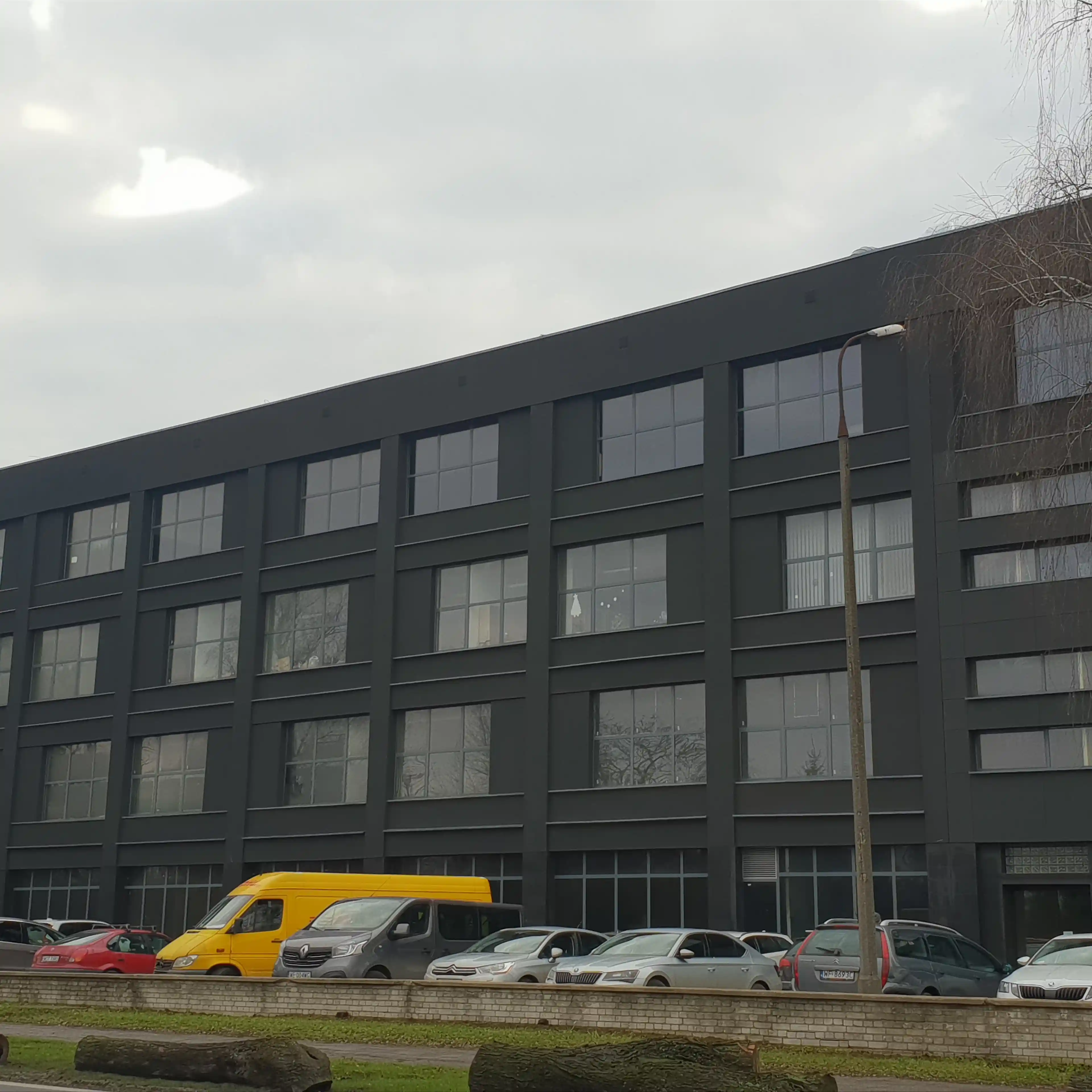 Centrum Handlowo - Biurowe Bysławska, Bysławska 84, Warszawa, Wawer