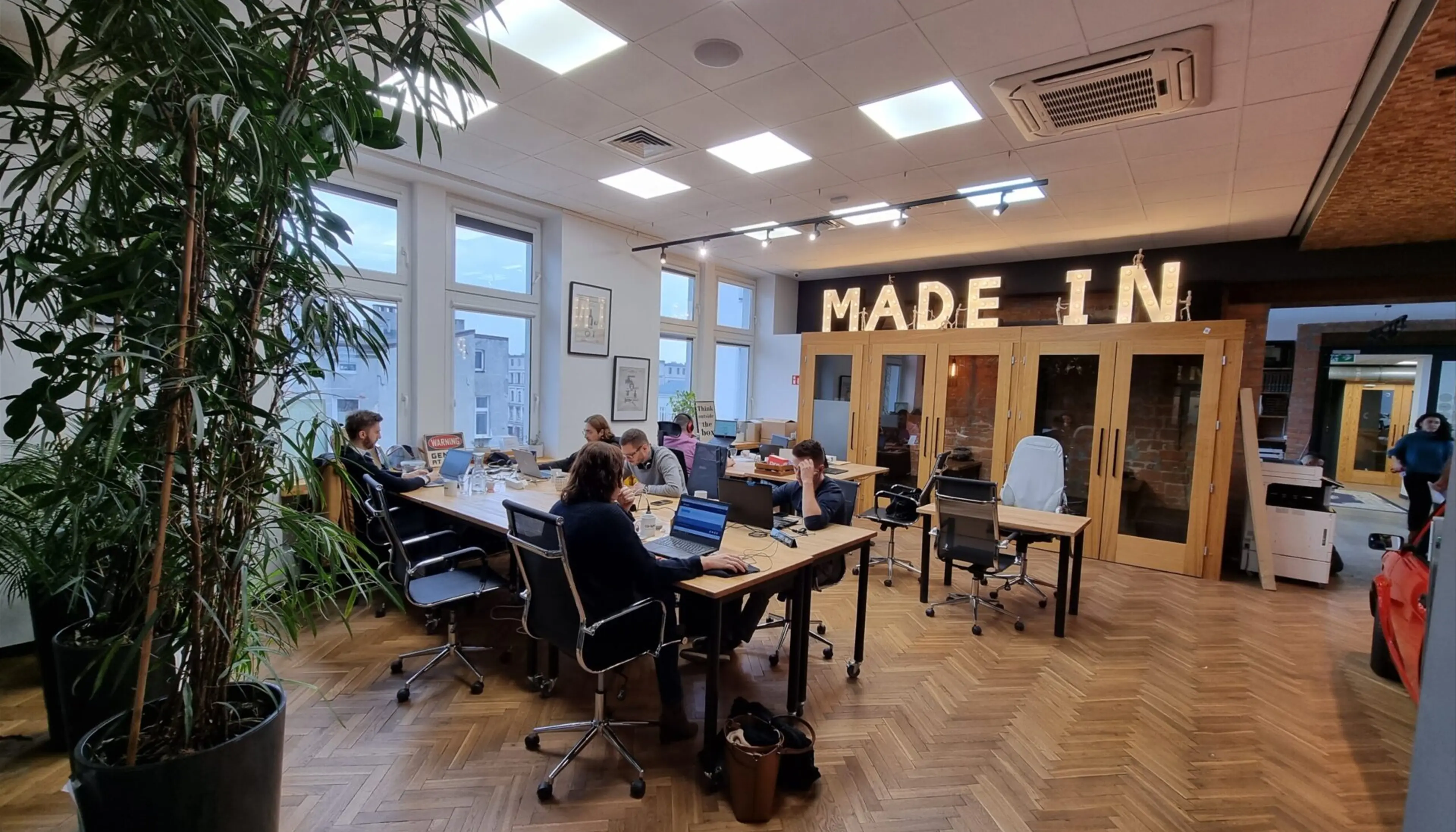 Co:Spot Office & Coworking - Biura serwisowane, Zachodnia 70, Łódź, Śródmieście