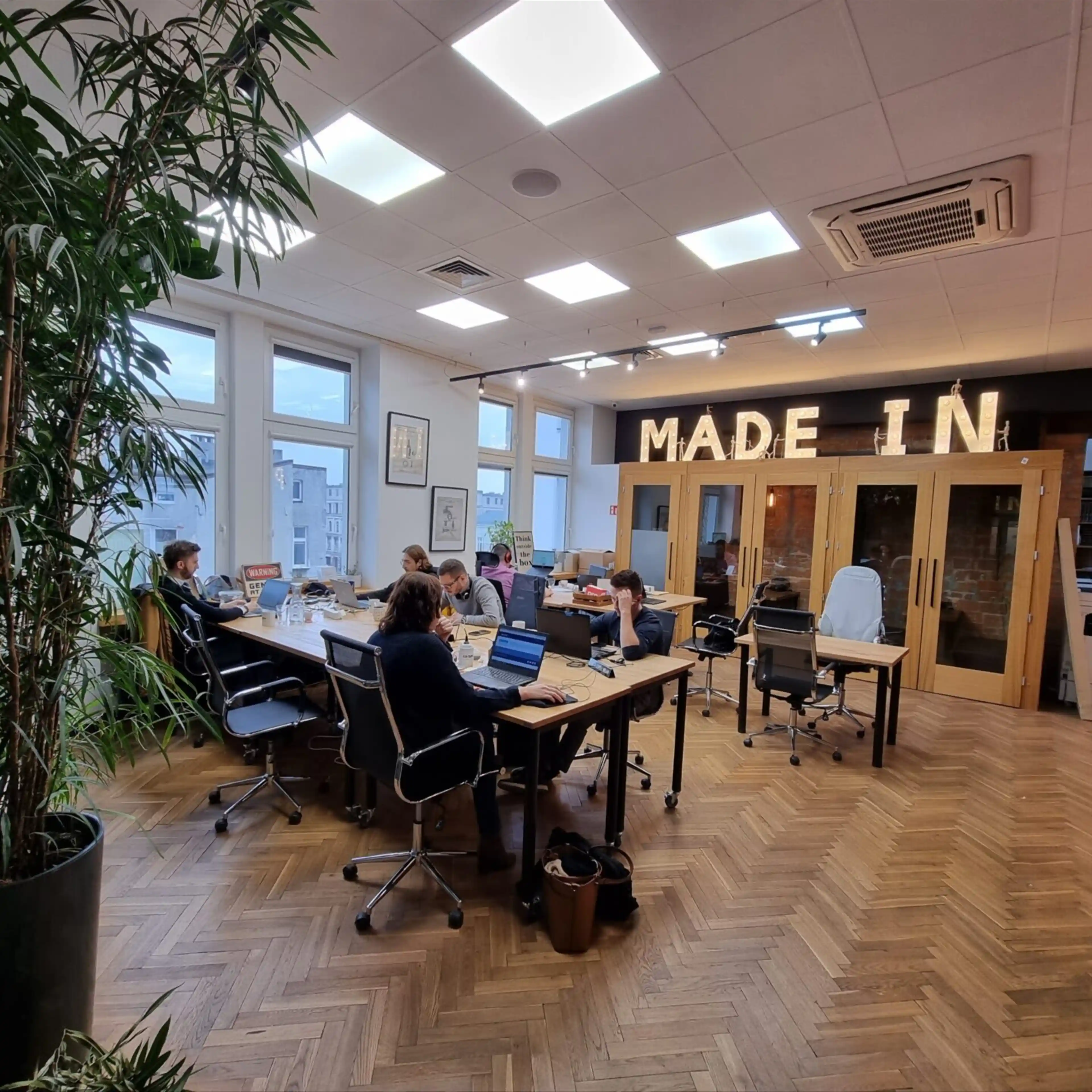 Co:Spot Office & Coworking - Biura serwisowane, Zachodnia 70, Łódź, Śródmieście