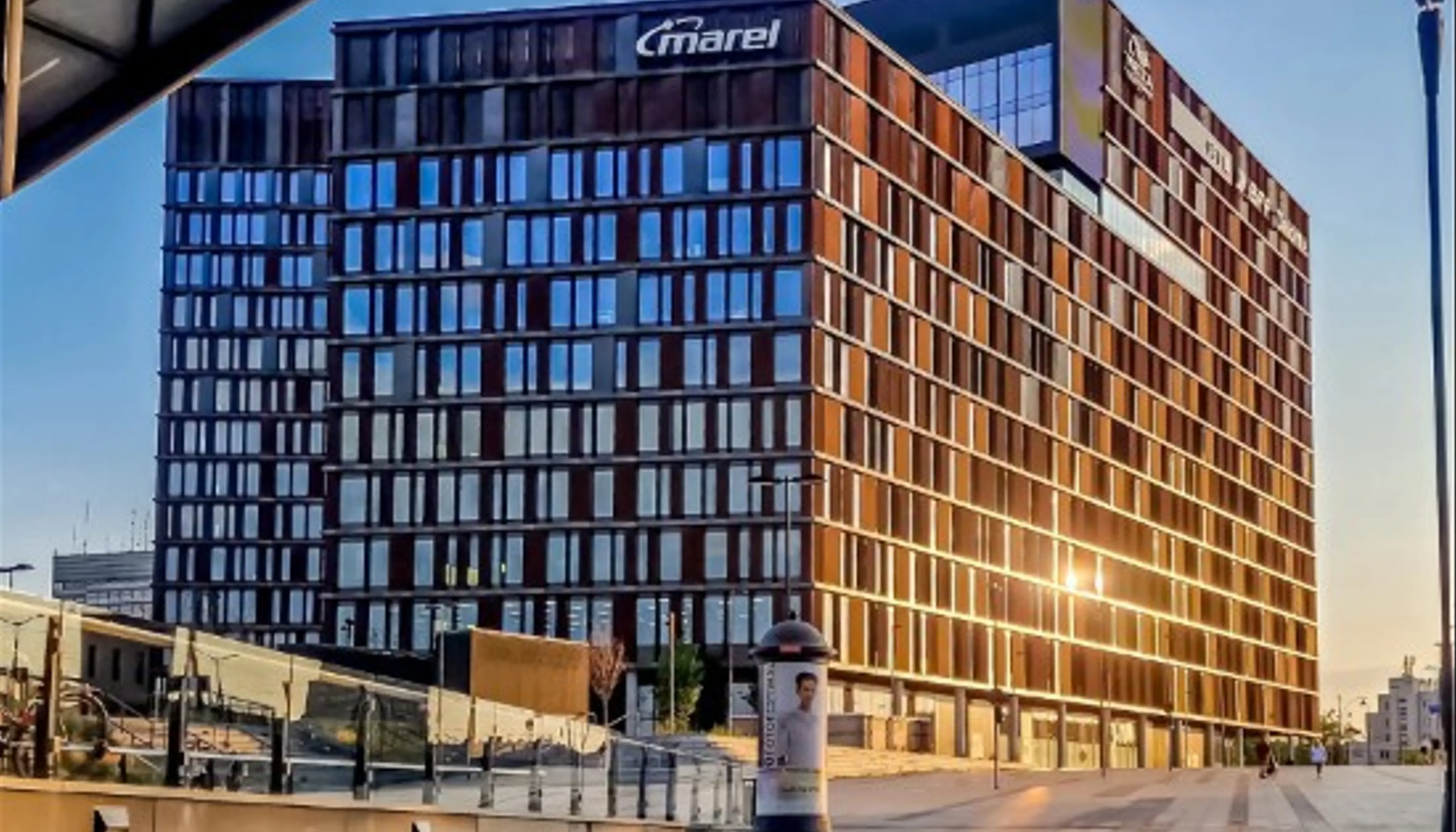 Brama Miasta B, Kilińskiego 66, Łódź, Śródmieście