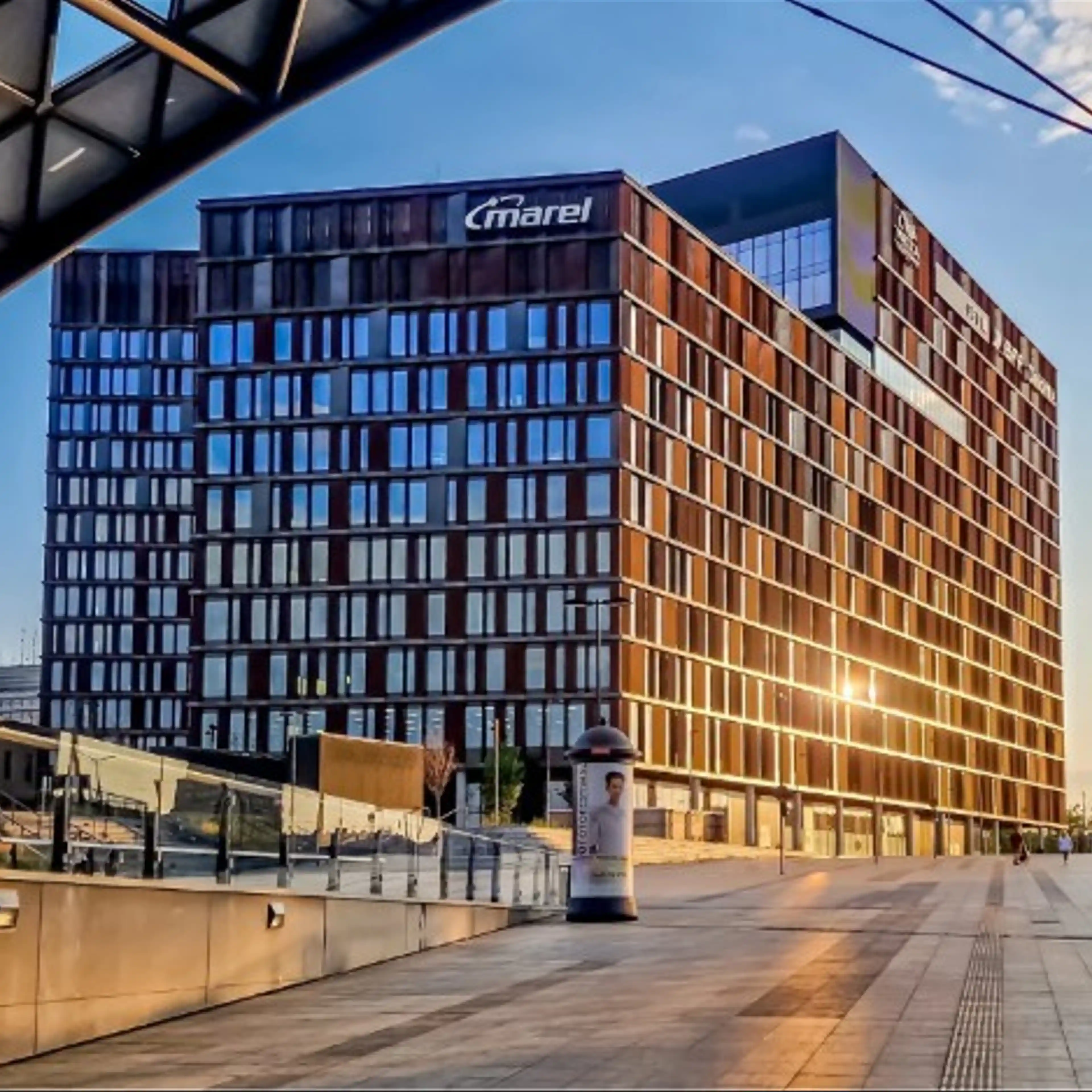 Brama Miasta B, Kilińskiego 66, Łódź, Śródmieście