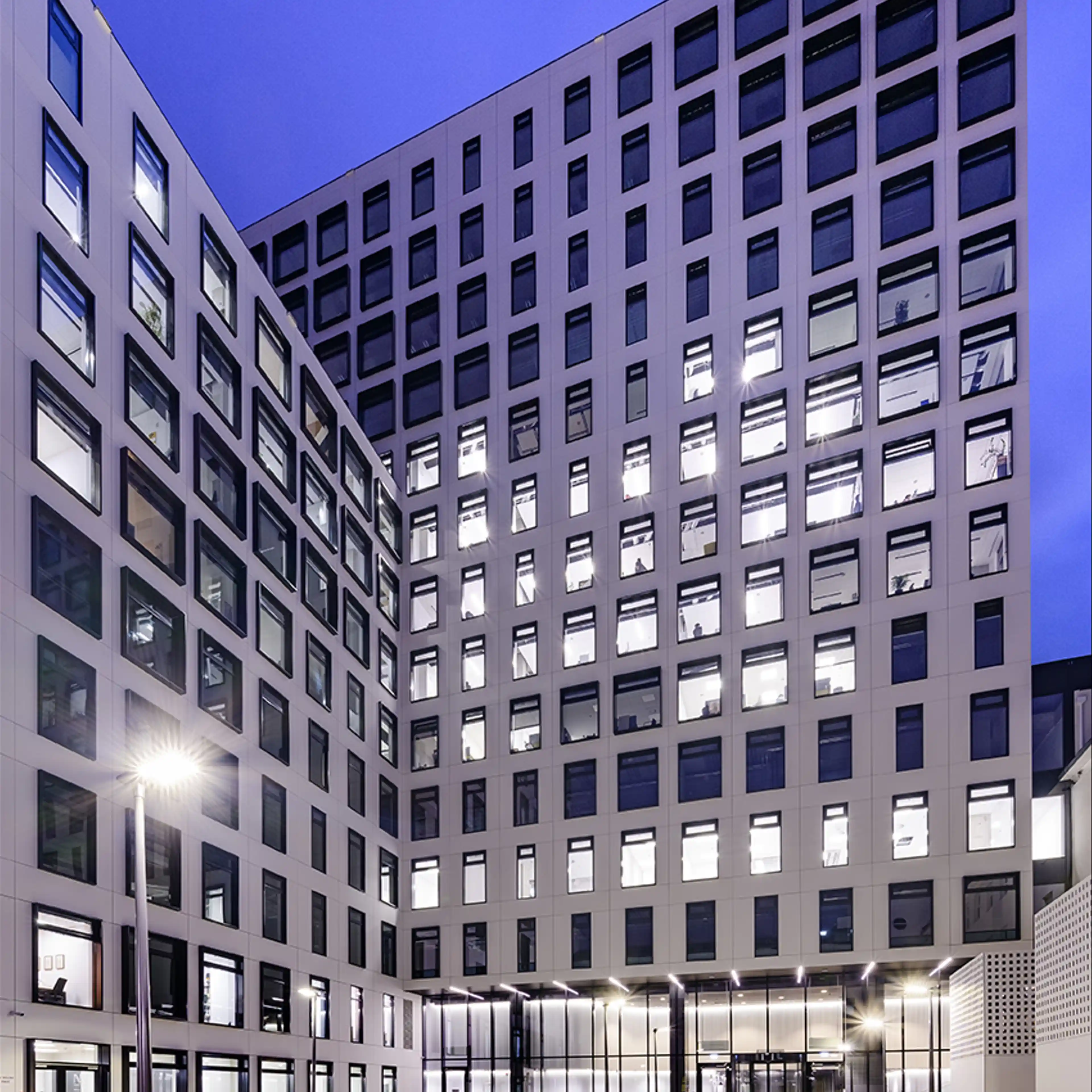 Wola Retro - Biura serwisowane, Skierniewicka 16/20, Warszawa, Wola