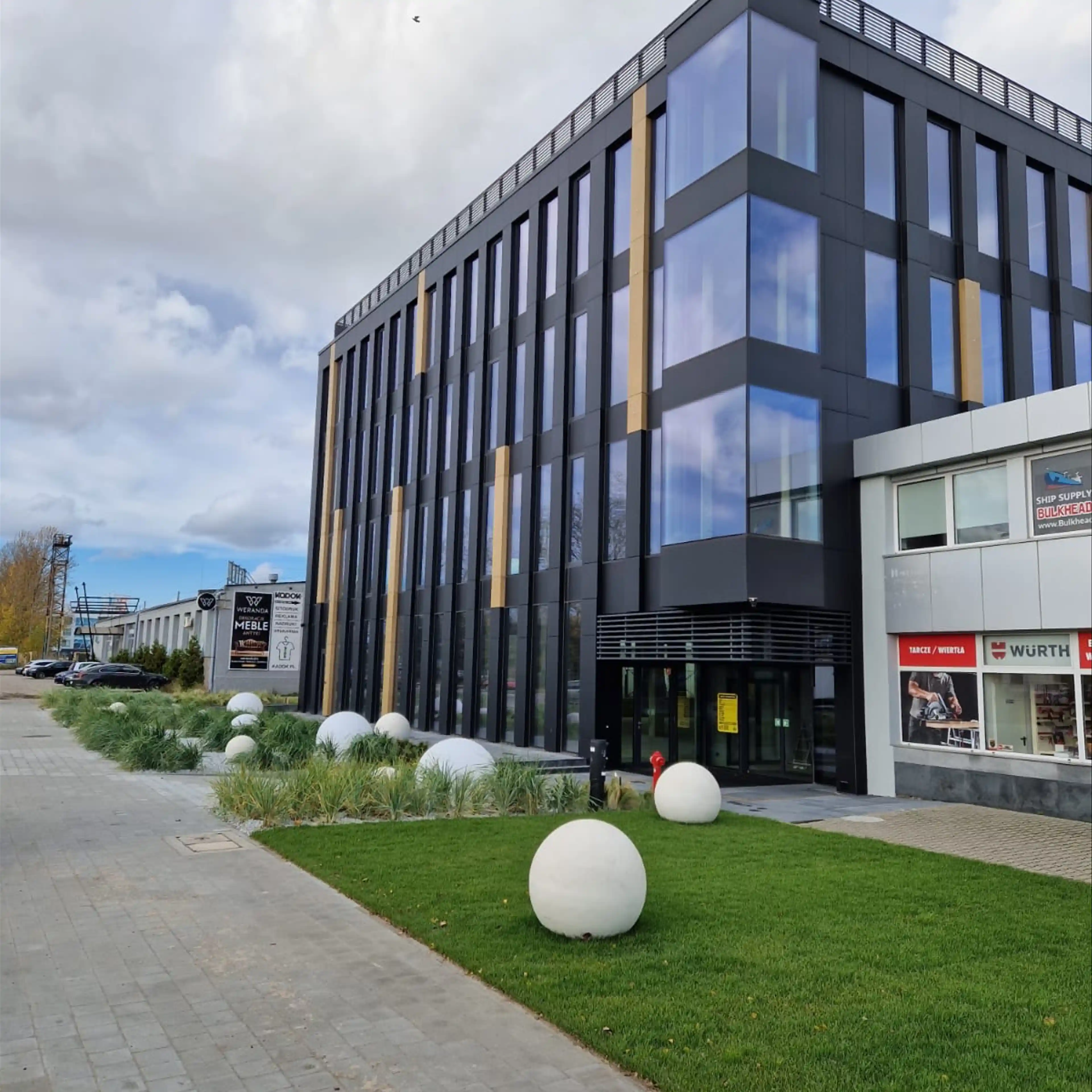 Hutnicza 16, Hutnicza 16, Gdynia, Chylonia