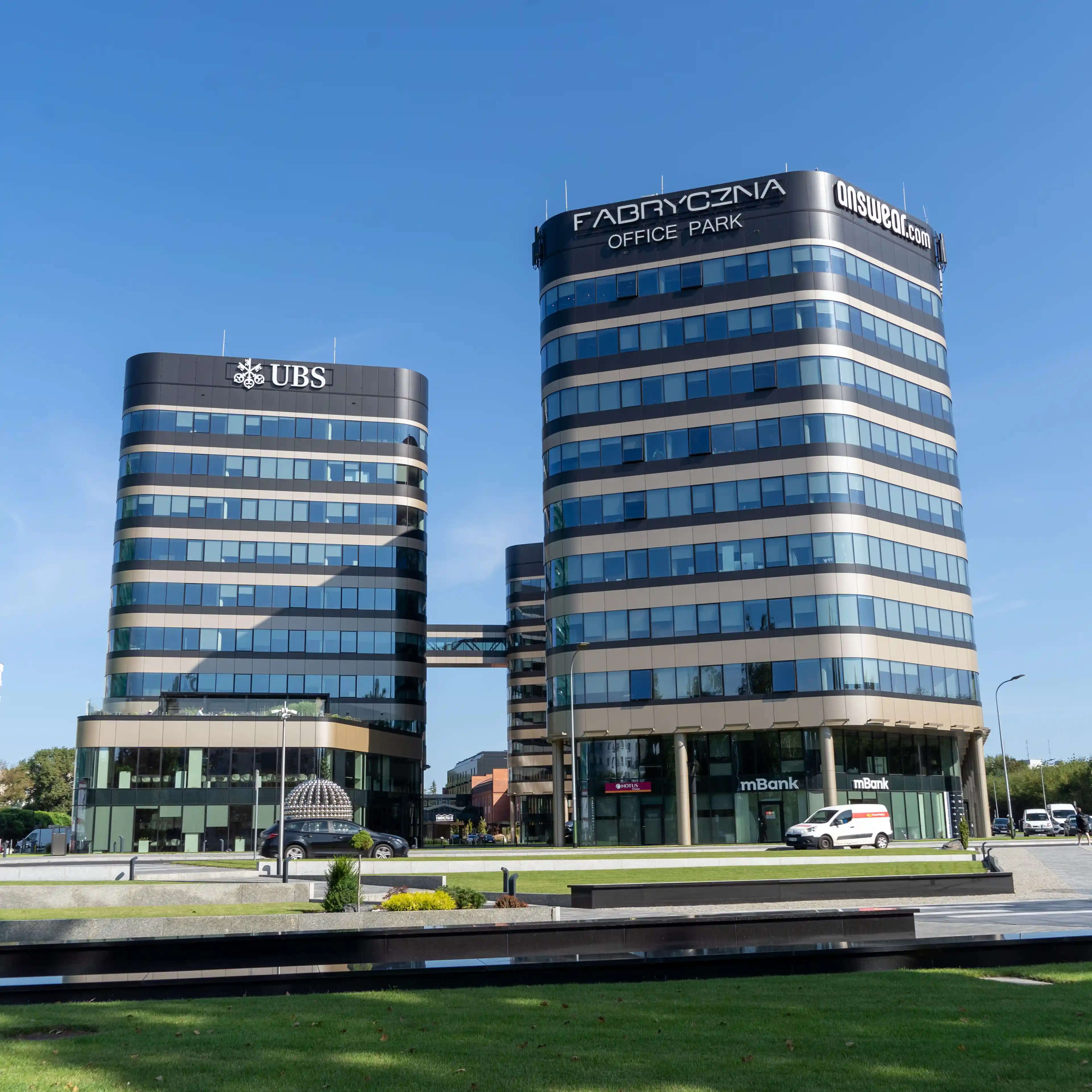 Fabryczna Office Park - B1, Aleja Pokoju 18, Krakow, Śródmieście