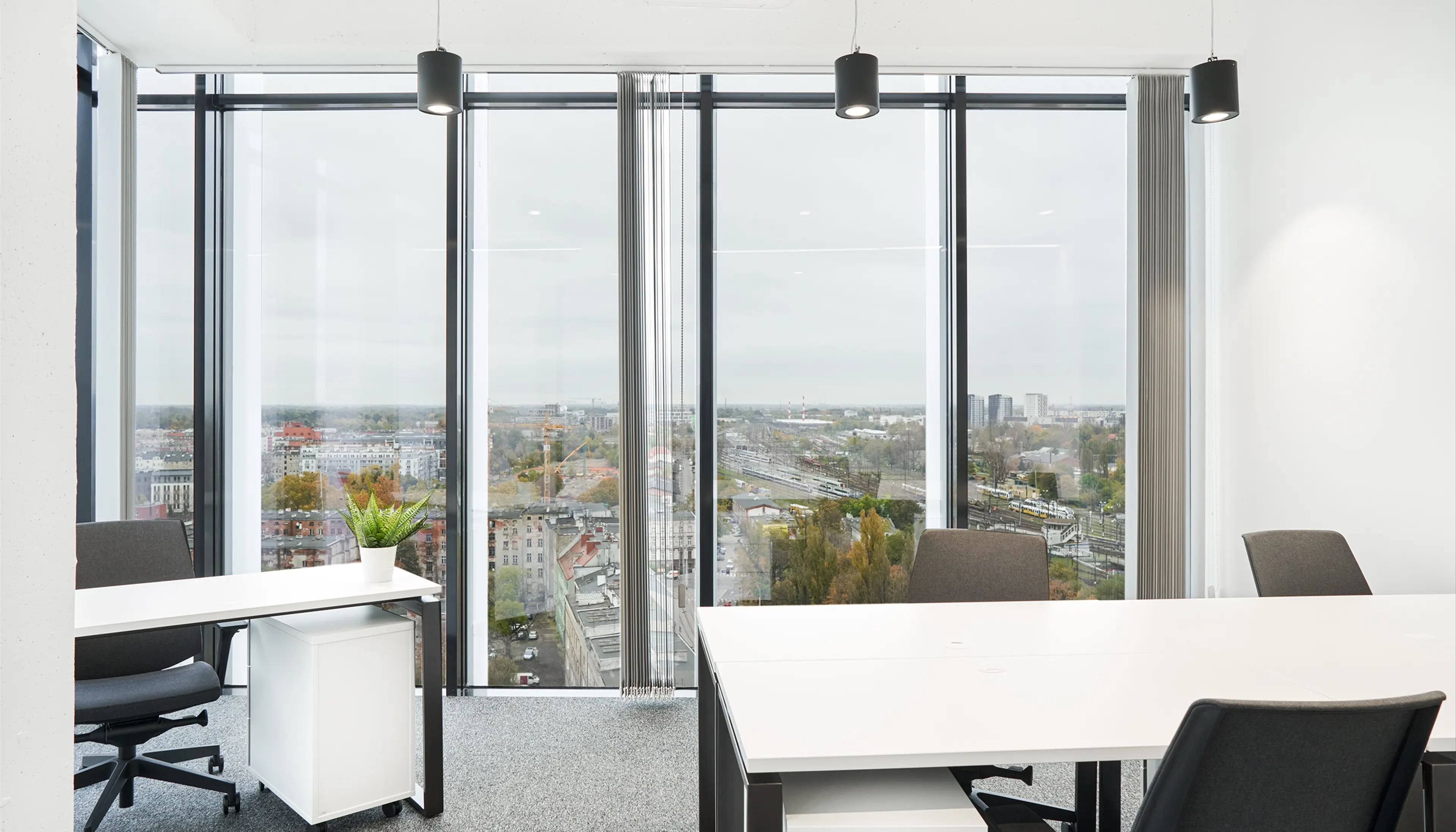 Silver Office Center - Biura serwisowane, Konstytucji 3 Maja 3, Wrocław, Krzyki