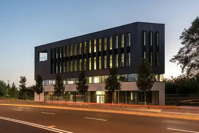 Quartz Office, Klinkierowa 7, Poznań, Wilda