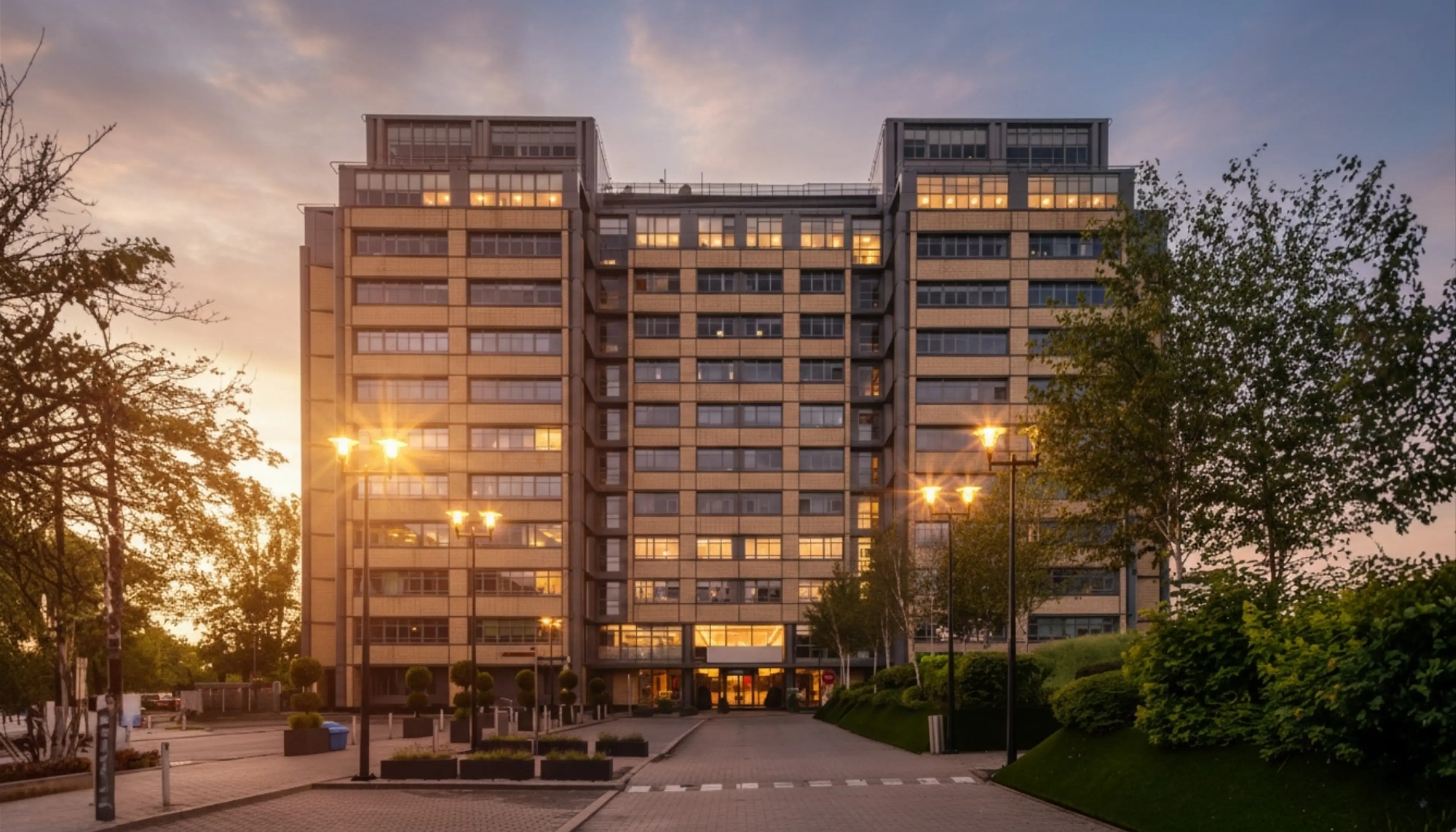 Taurus, Kurtyki 4, Warszawa, Mokotów