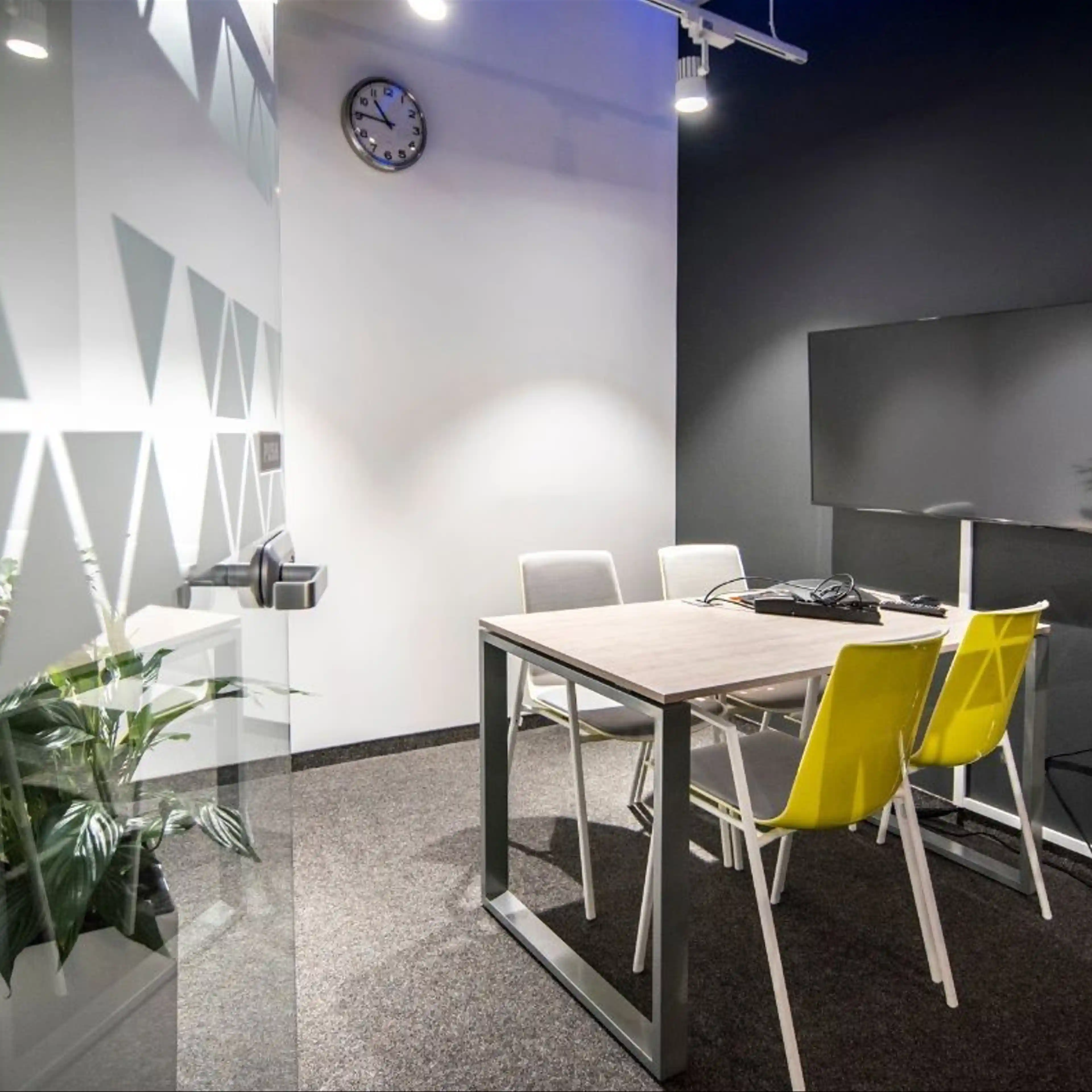 Lindego Concept - Biura serwisowane, Lindego 1C, Kraków, Północny Zachód