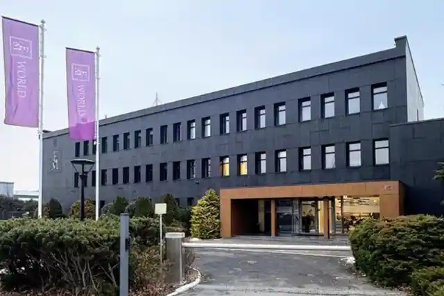 FM World, Żmigrodzka 247, Wrocław, Psie Pole