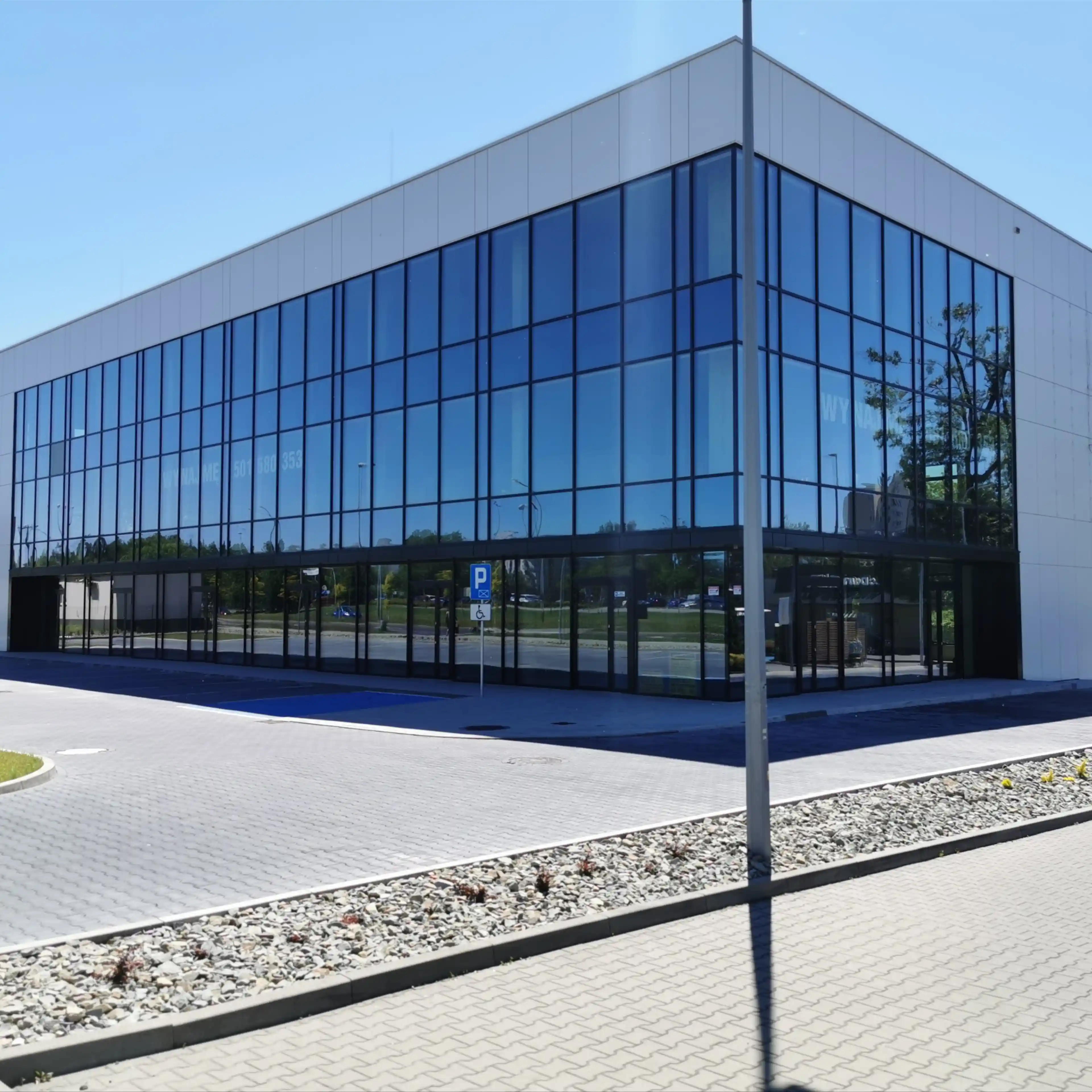 Biurowiec Czyżyny, Mieczysława Medweckiego 7, Krakow, Północny Wschód