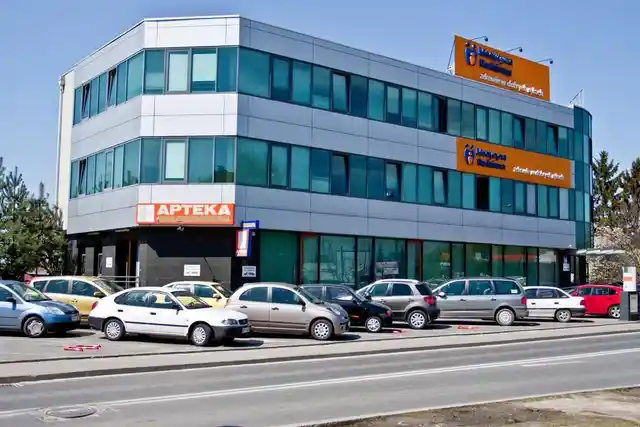 Business House Piaseczno, Powstańców Warszawy 29, Piaseczno