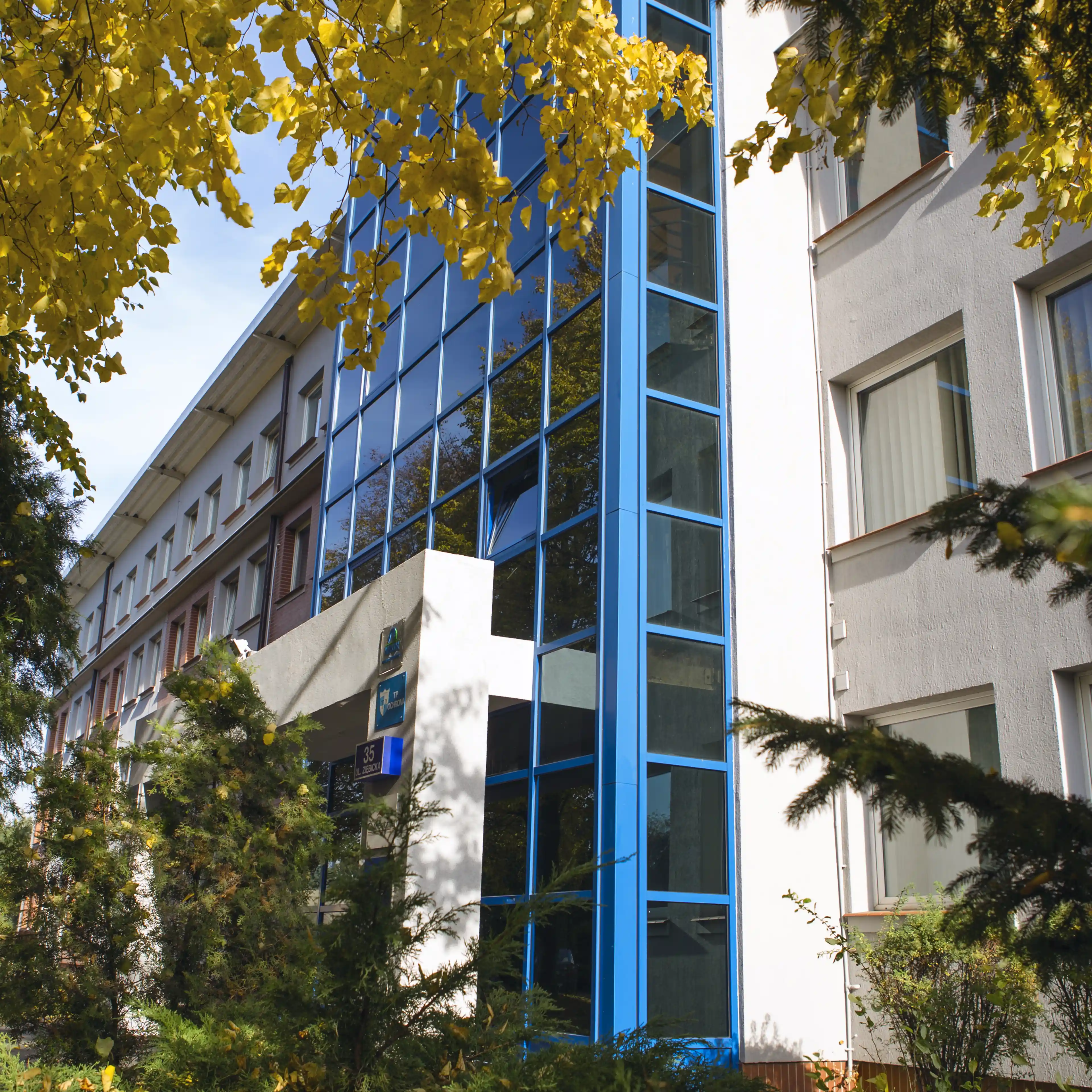 Ziębicka 35 / Centrum Tulipan, Ziębicka 35, Poznań, Grunwald
