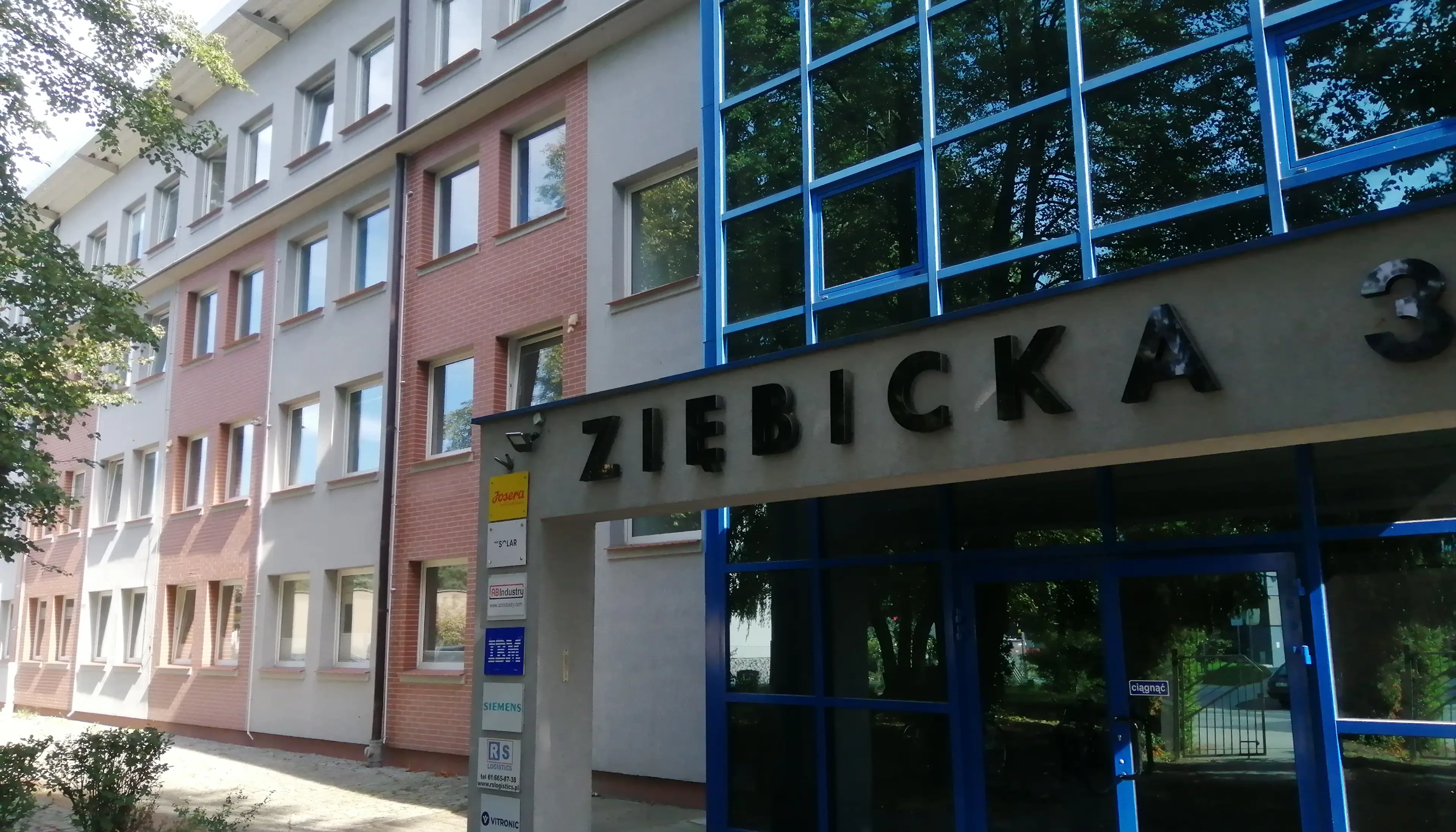 Ziębicka 35 / Centrum Tulipan, Ziębicka 35, Poznań, Grunwald