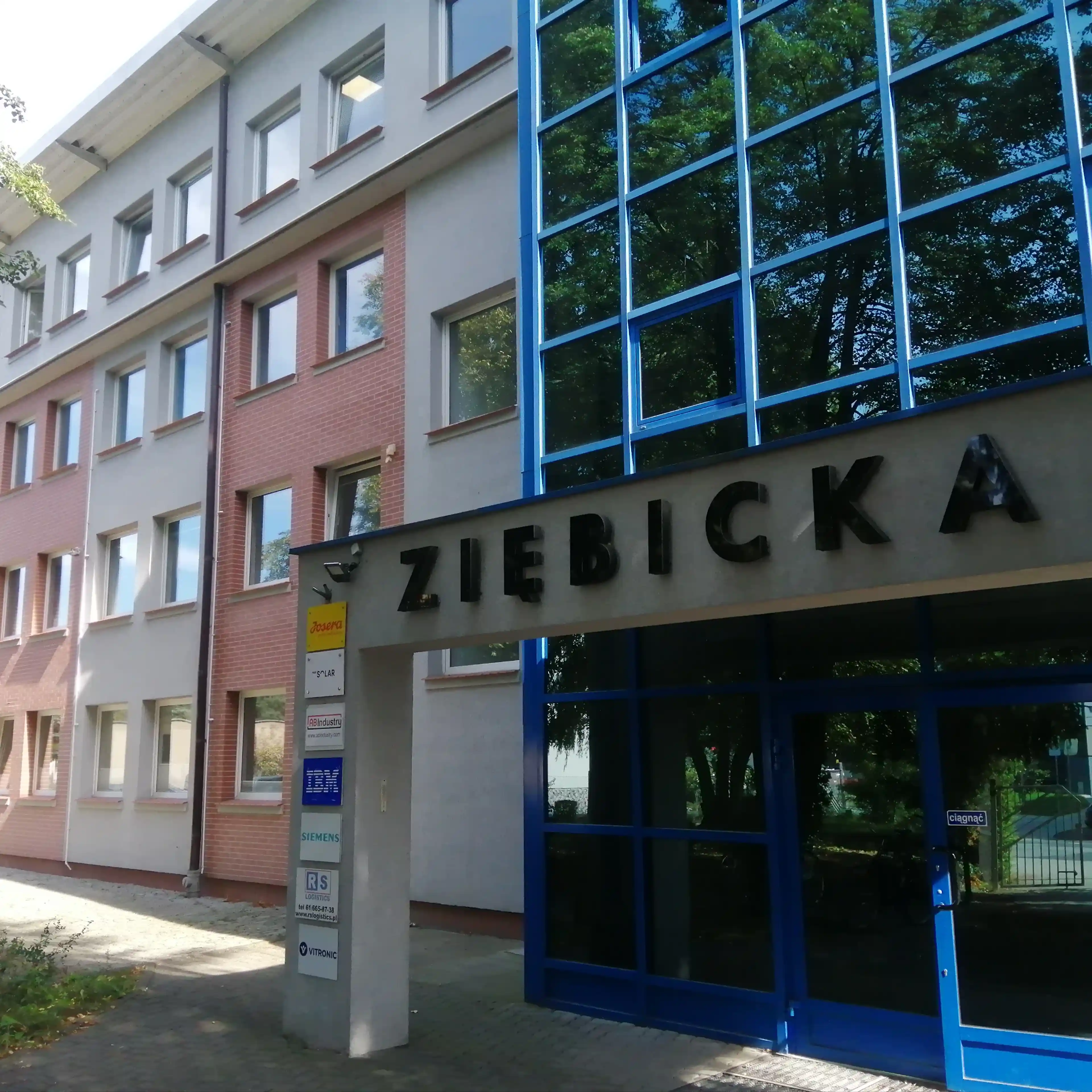 Ziębicka 35 / Centrum Tulipan, Ziębicka 35, Poznań, Grunwald