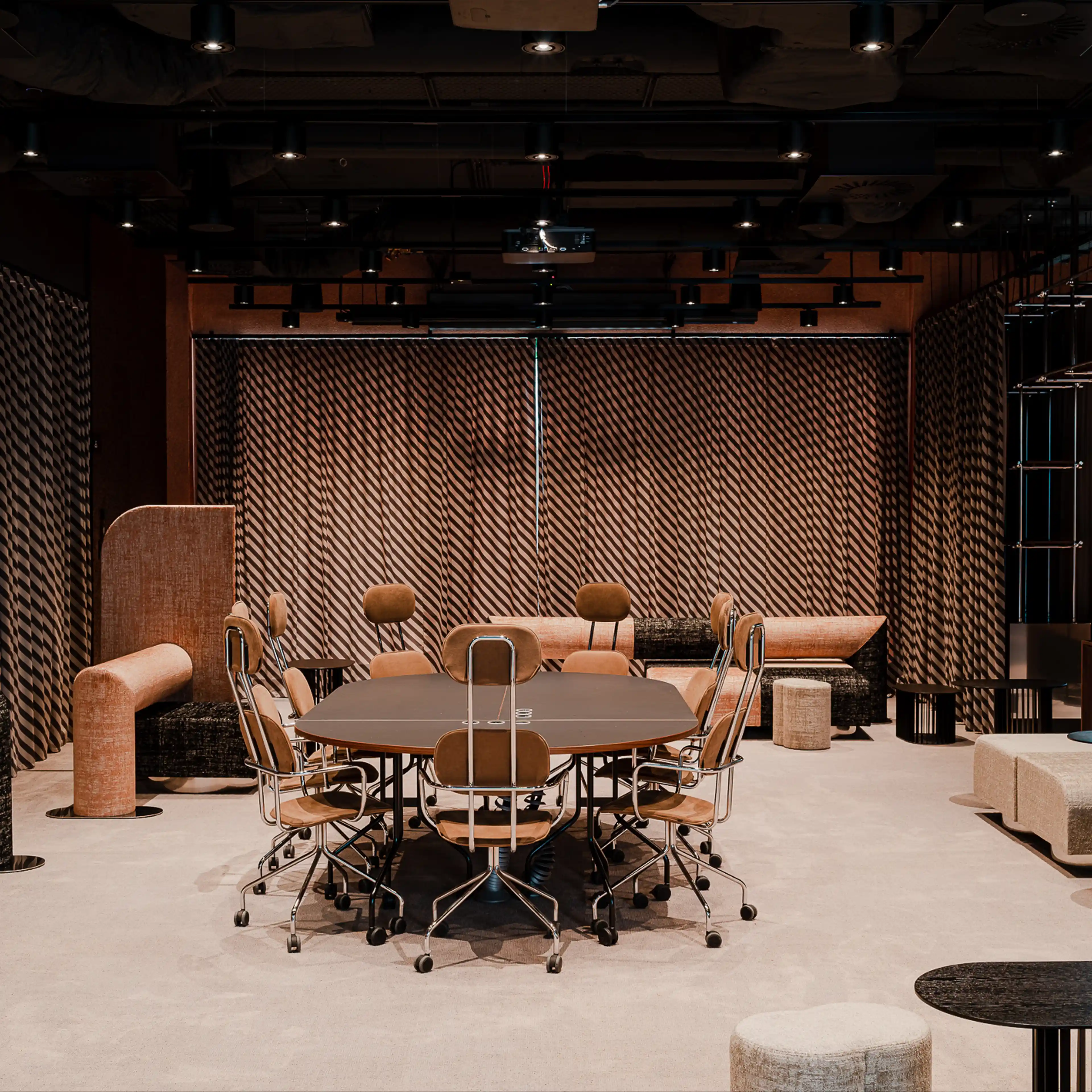 HOP, Chmielna 132/134, Warszawa, Wola