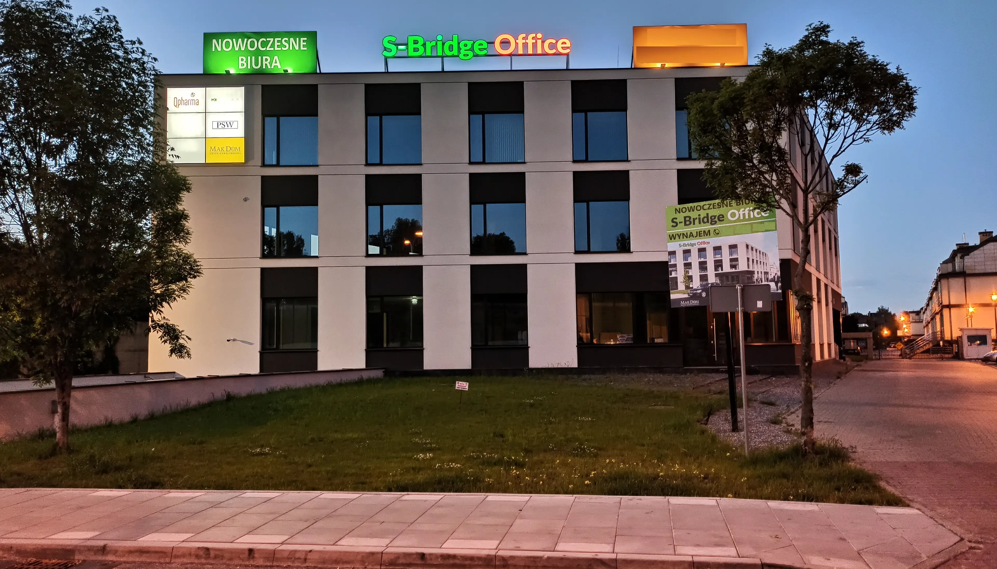 S-Bridge Office Park A1, Wał Miedzeszyński 606/608, Warszawa, Wawer
